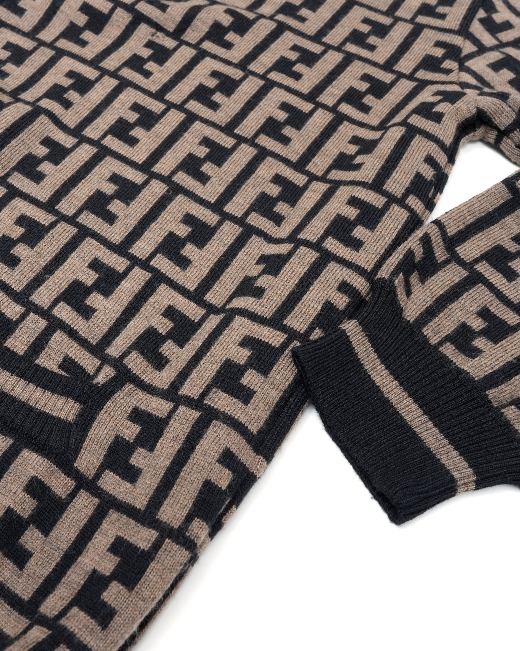 MONOGRAM ZUCCA PATTERN V-NECK BROWN CARDIGAN WOOL