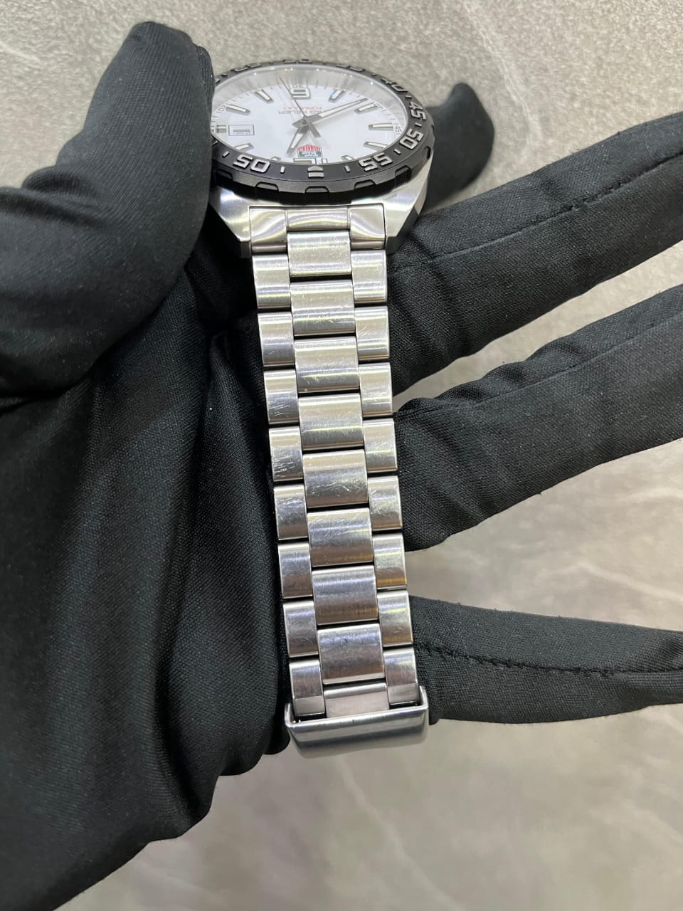 FORMULA 1 DATE STEEL WHITE DIAL QUARTZ (2017)