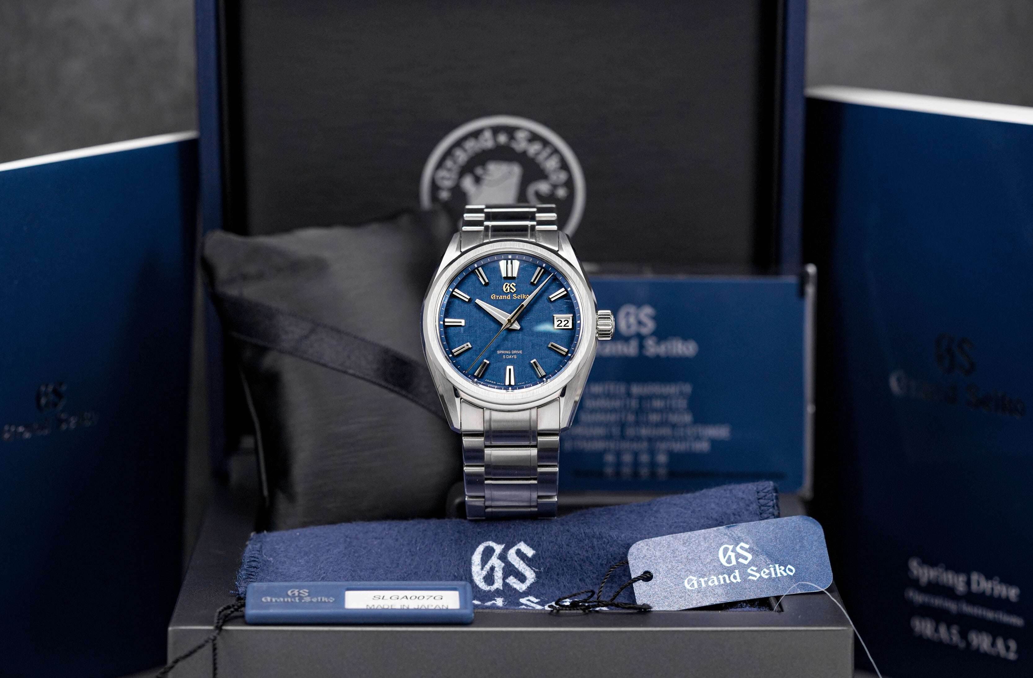 SPRING DRIVE 5 DAYS 'MINAMO OF LAKE SUWA' 140TH ANNIVERSARY LIMITED EDITION (2022)