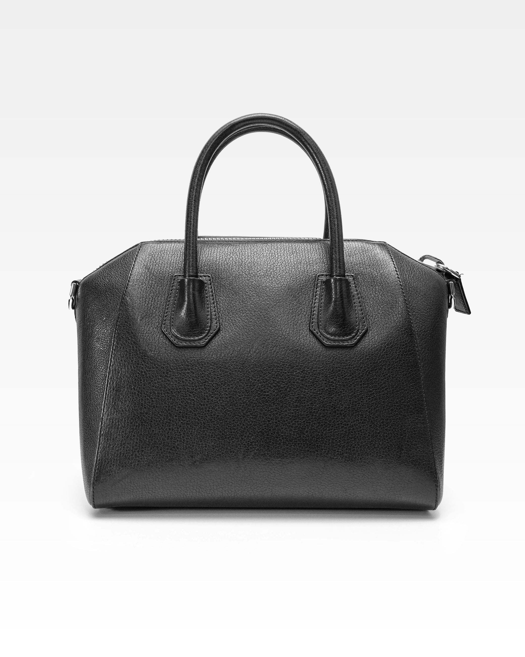 BLACK LEATHER MEDIUM ANTIGONA SATCHEL SIZE MEDIUM