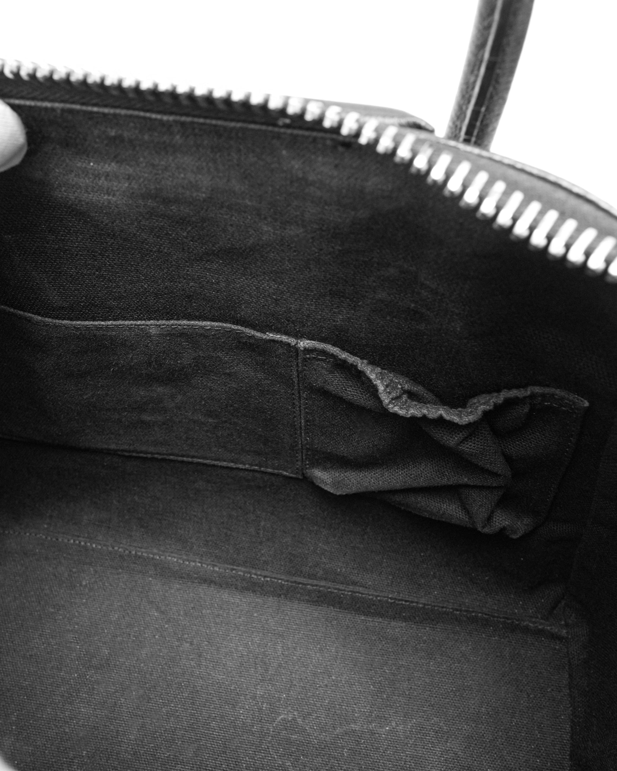 BLACK LEATHER MEDIUM ANTIGONA SATCHEL SIZE MEDIUM