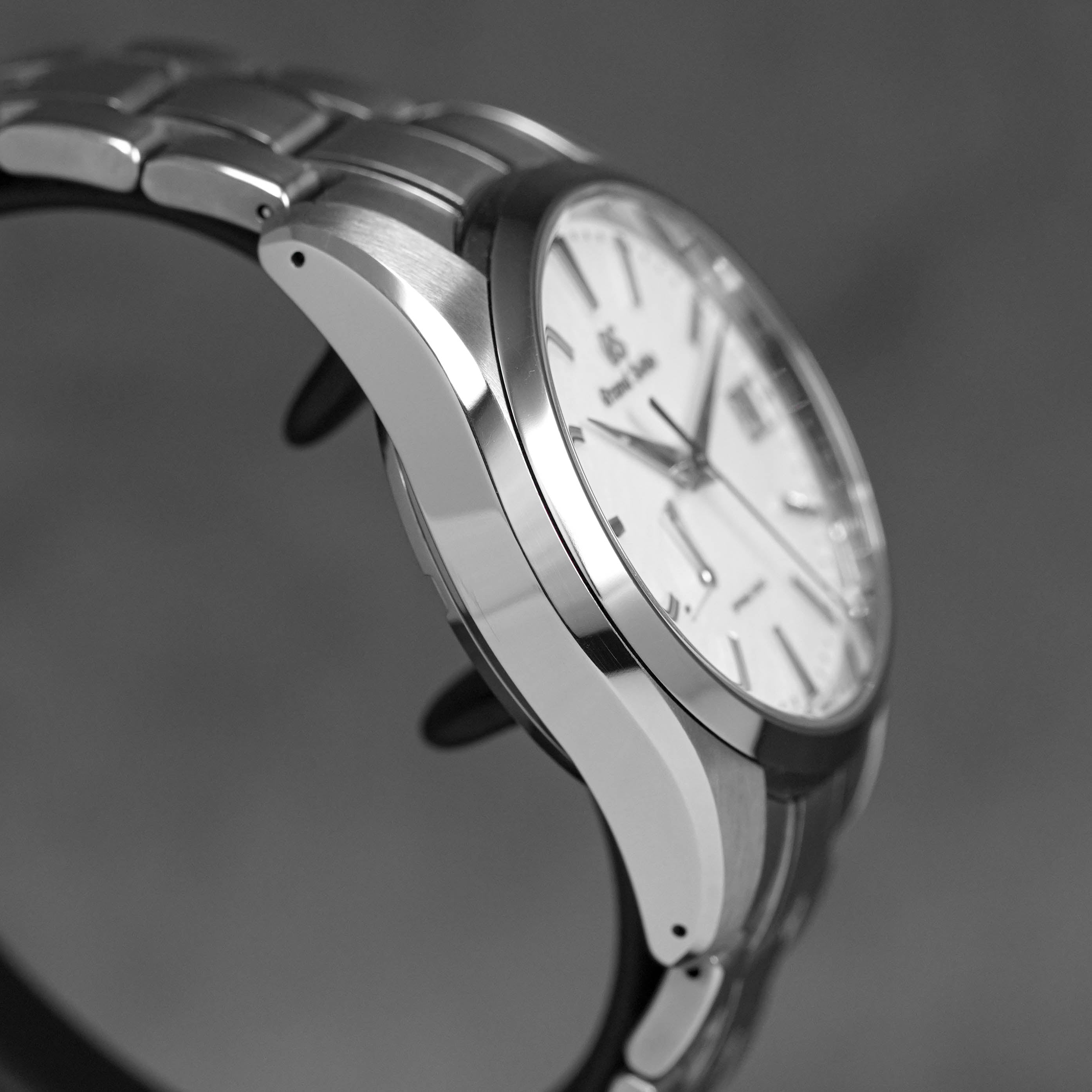 HERITAGE COLLECTION TITANIUM 'SNOWFLAKE' (2020)