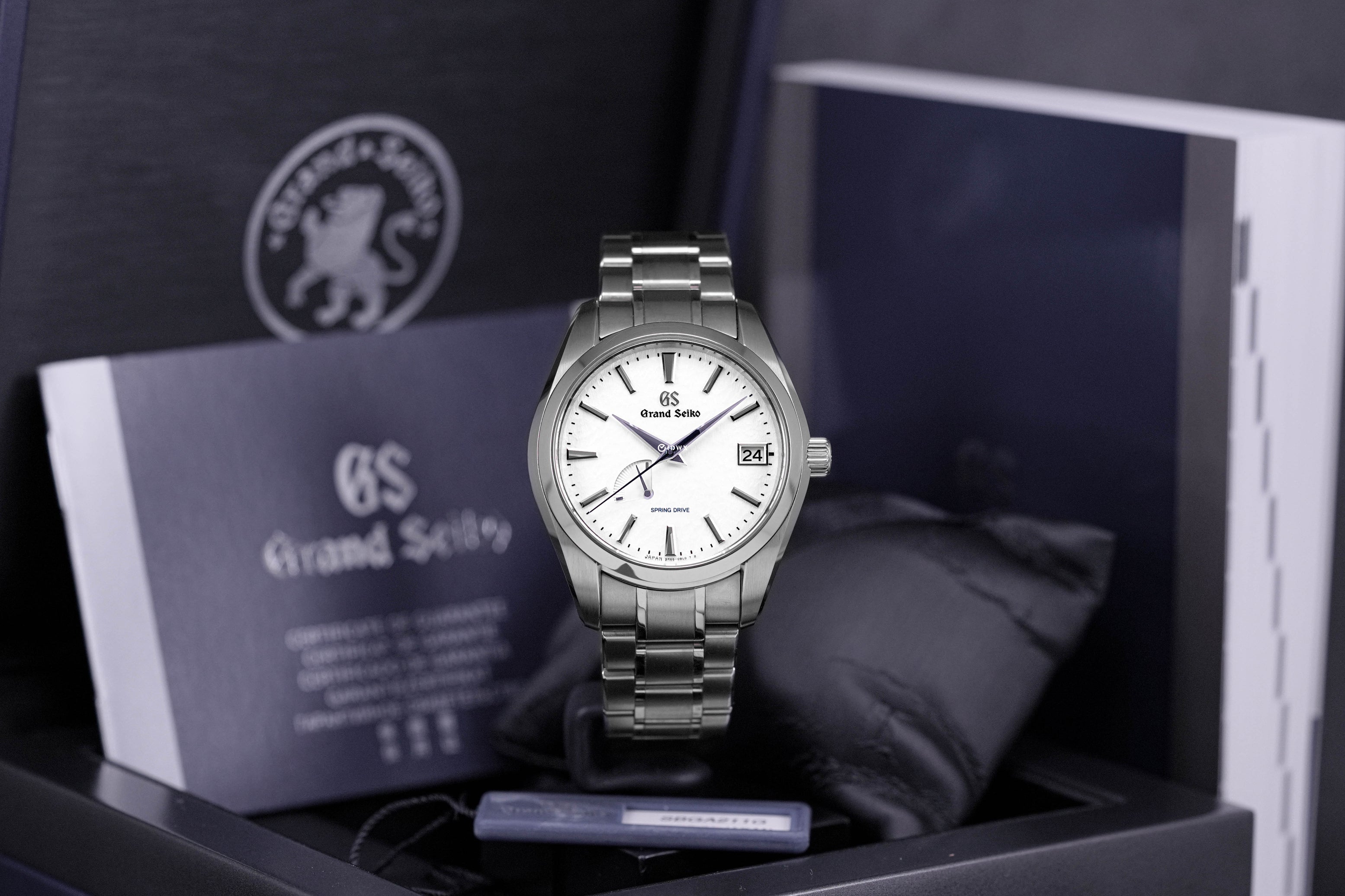 HERITAGE COLLECTION TITANIUM 'SNOWFLAKE' (2020)