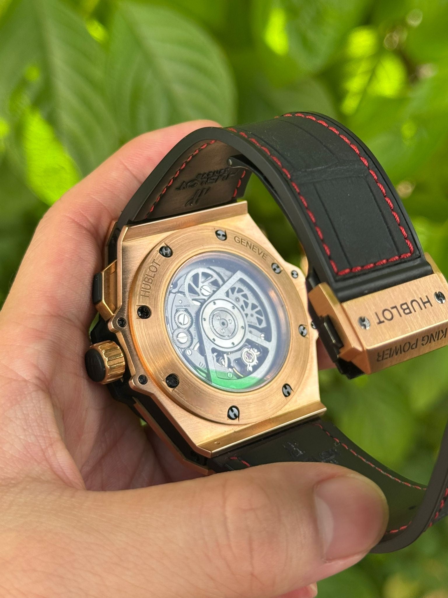 BIG BANG 48MM KING POWER GMT KING GOLD (UNDATED)