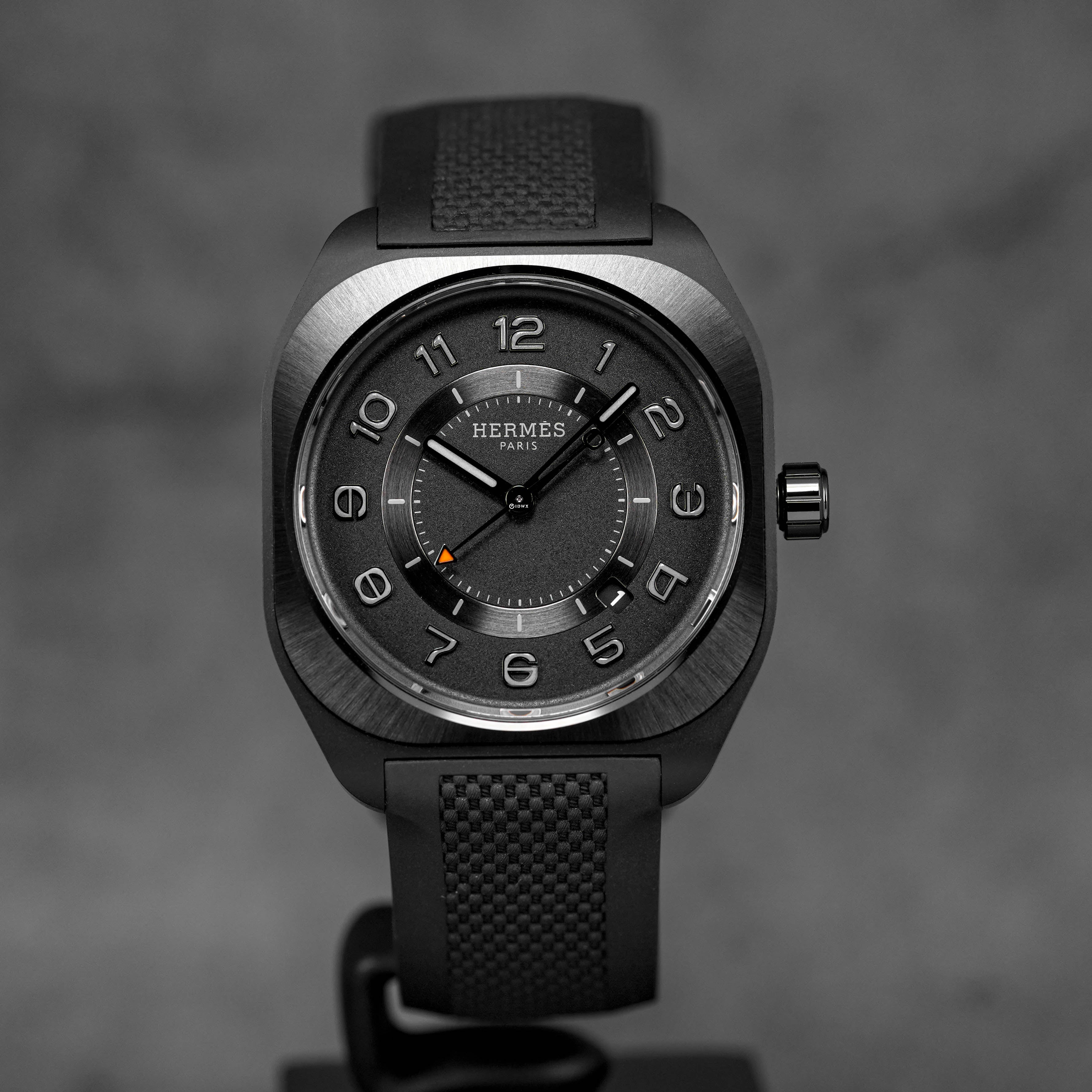 Harga Hermes H08 Black