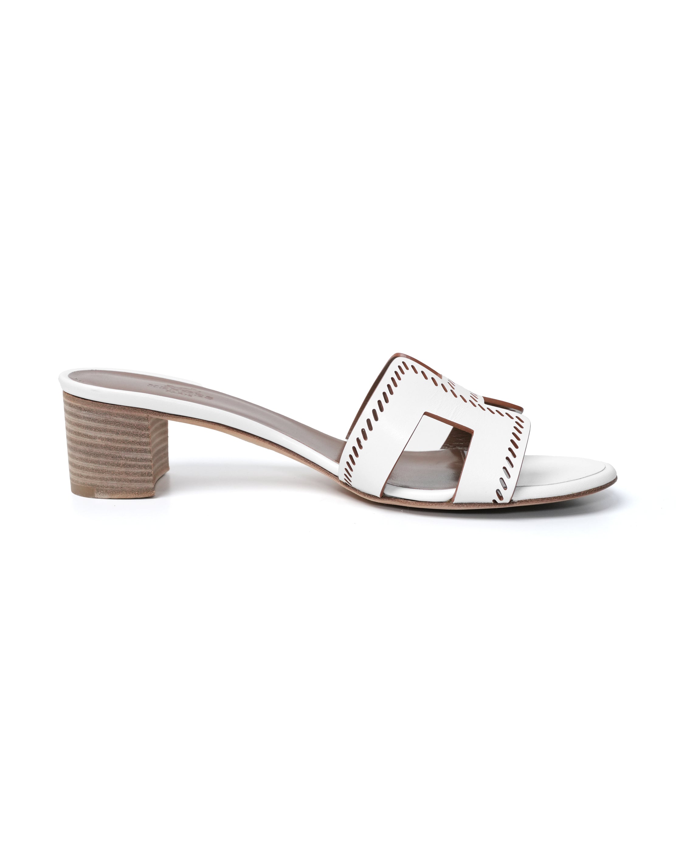 OASIS WHITE SANDAL