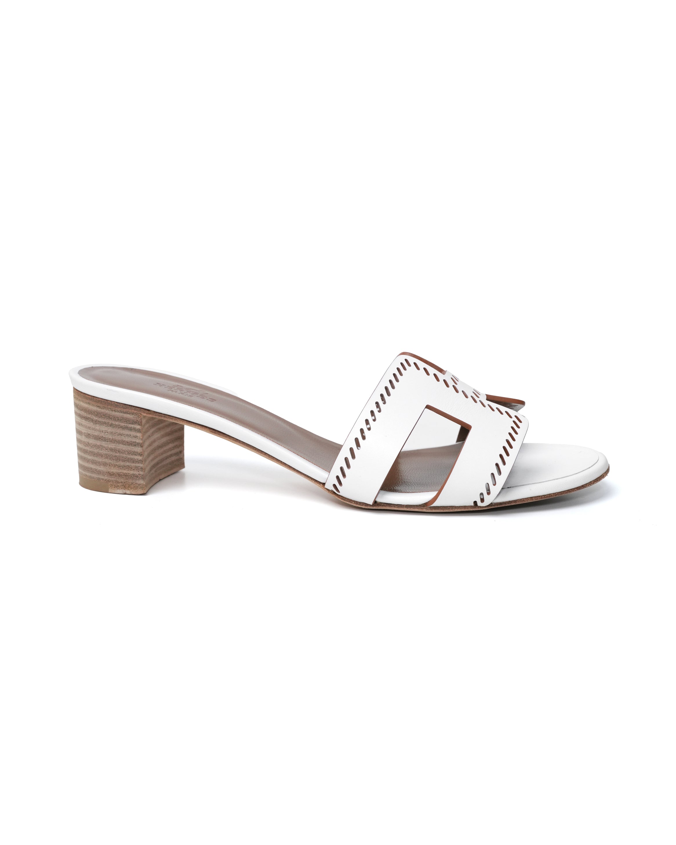 OASIS WHITE SANDAL