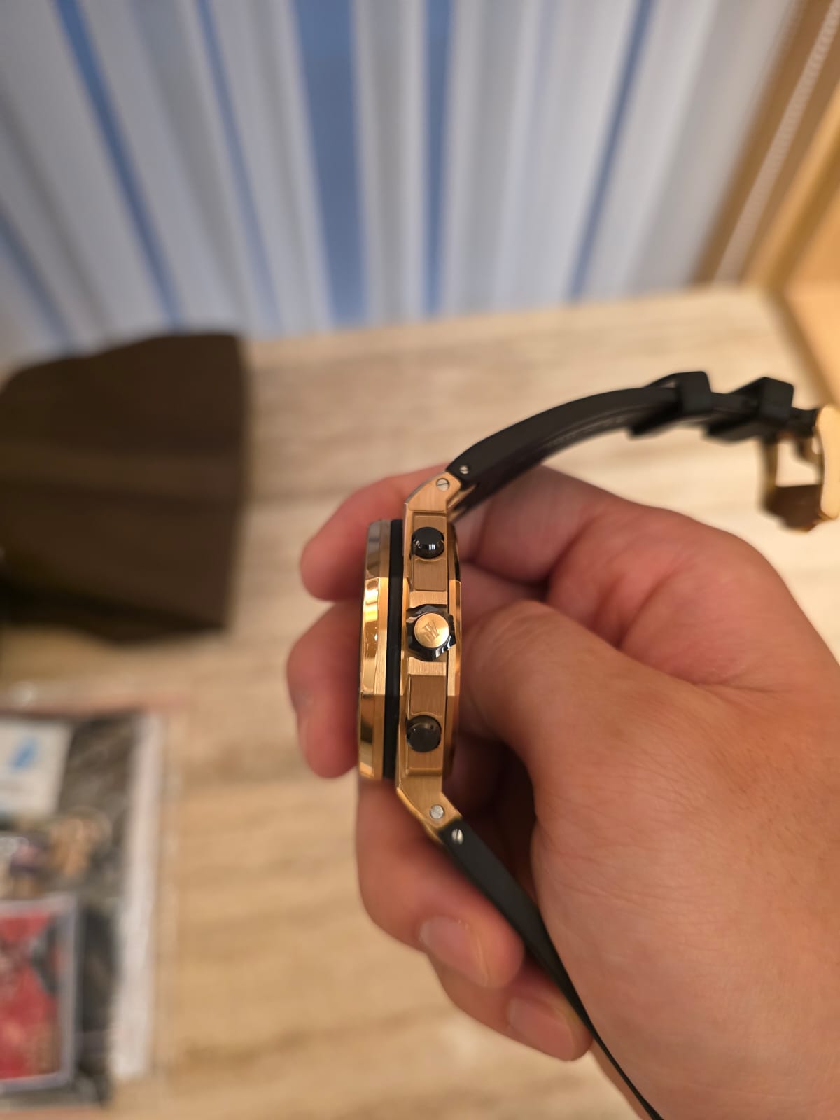 ROYAL OAK OFFSHORE CHRONOGRAPH 42MM 'HONEY GOLD' (2017)