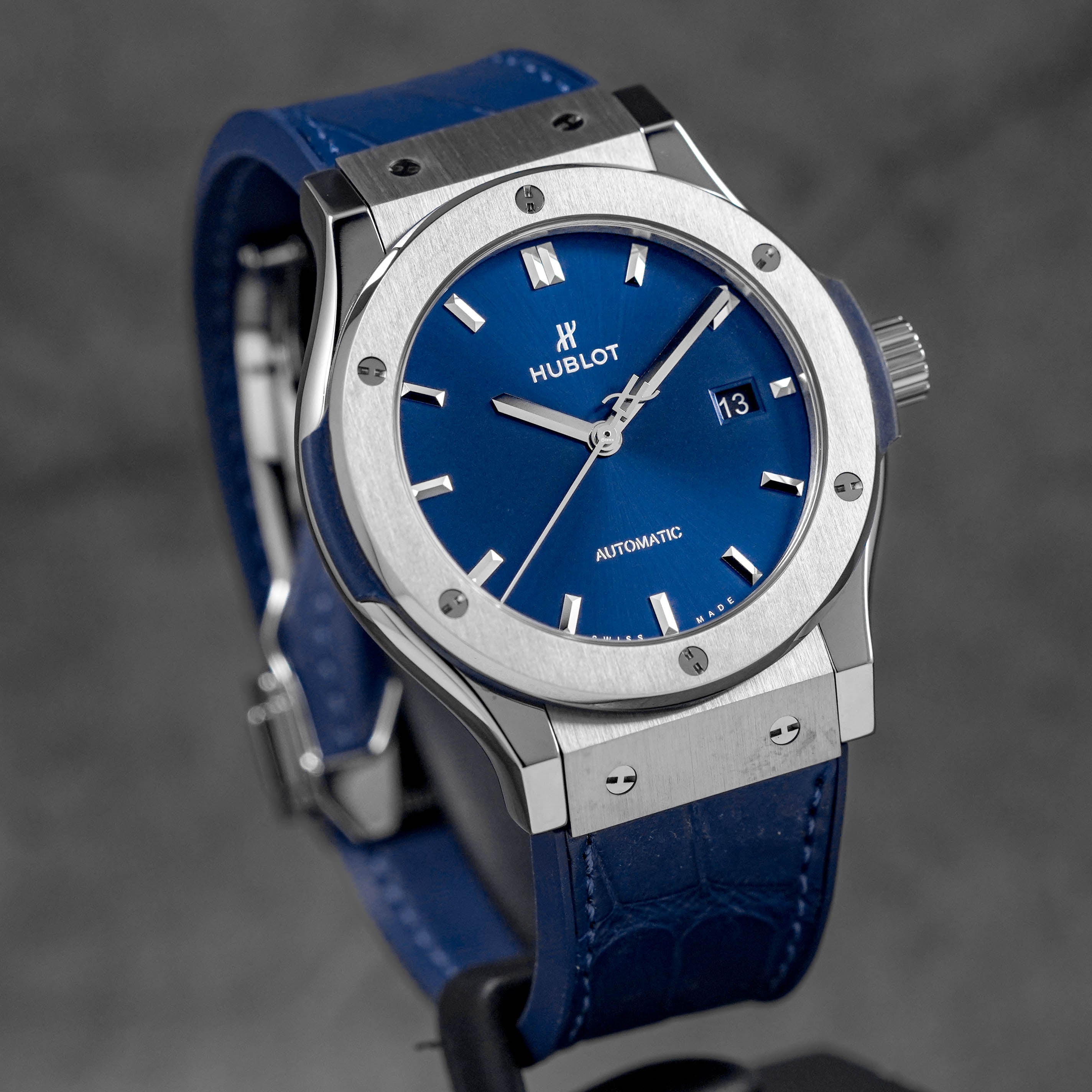 Harga Hublot Classic Fusion 42 Titanium Blue