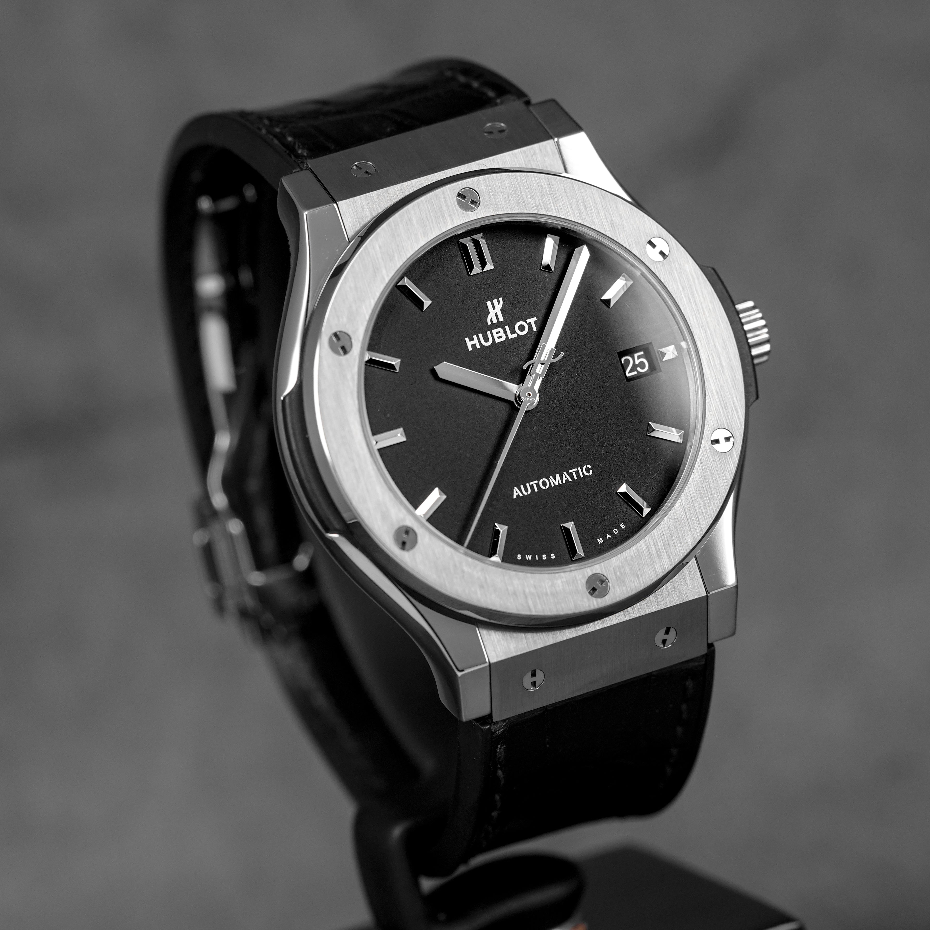 Harga Hublot Classic Fusion 45 Titanium Black