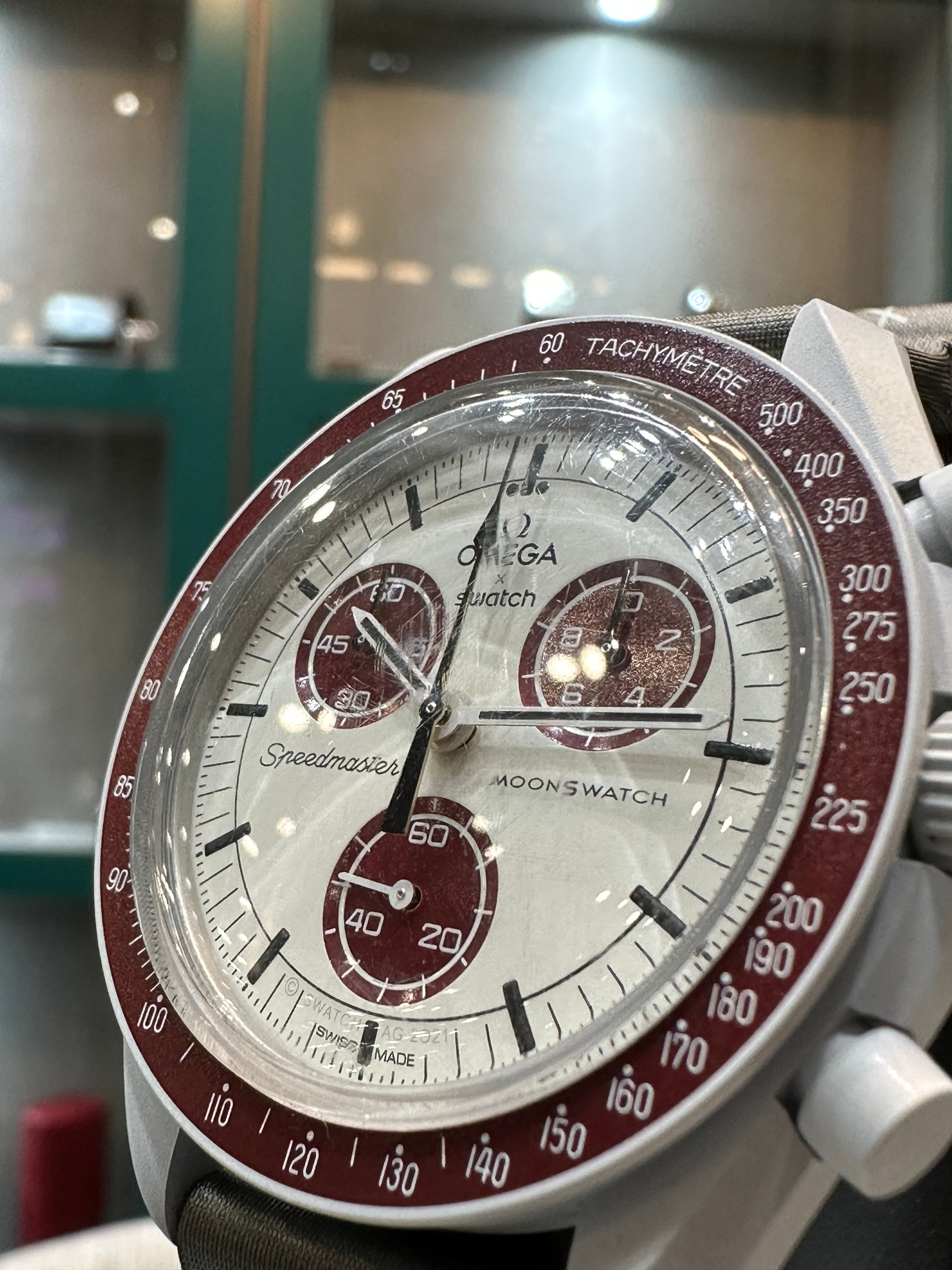 MOONSWATCH MISSION TO PLUTO (2022)