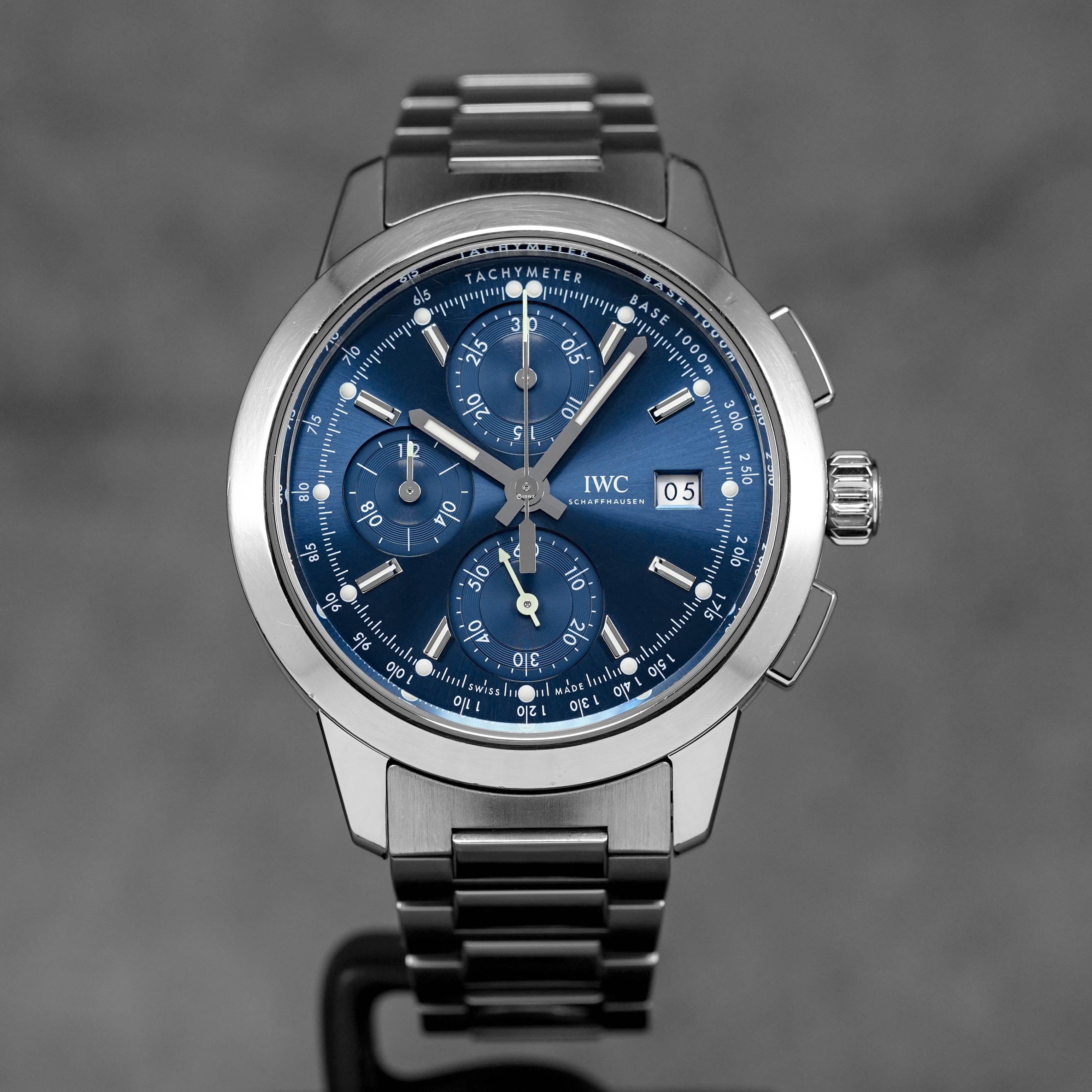 Harga IWC Ingenieur Chrono Blue