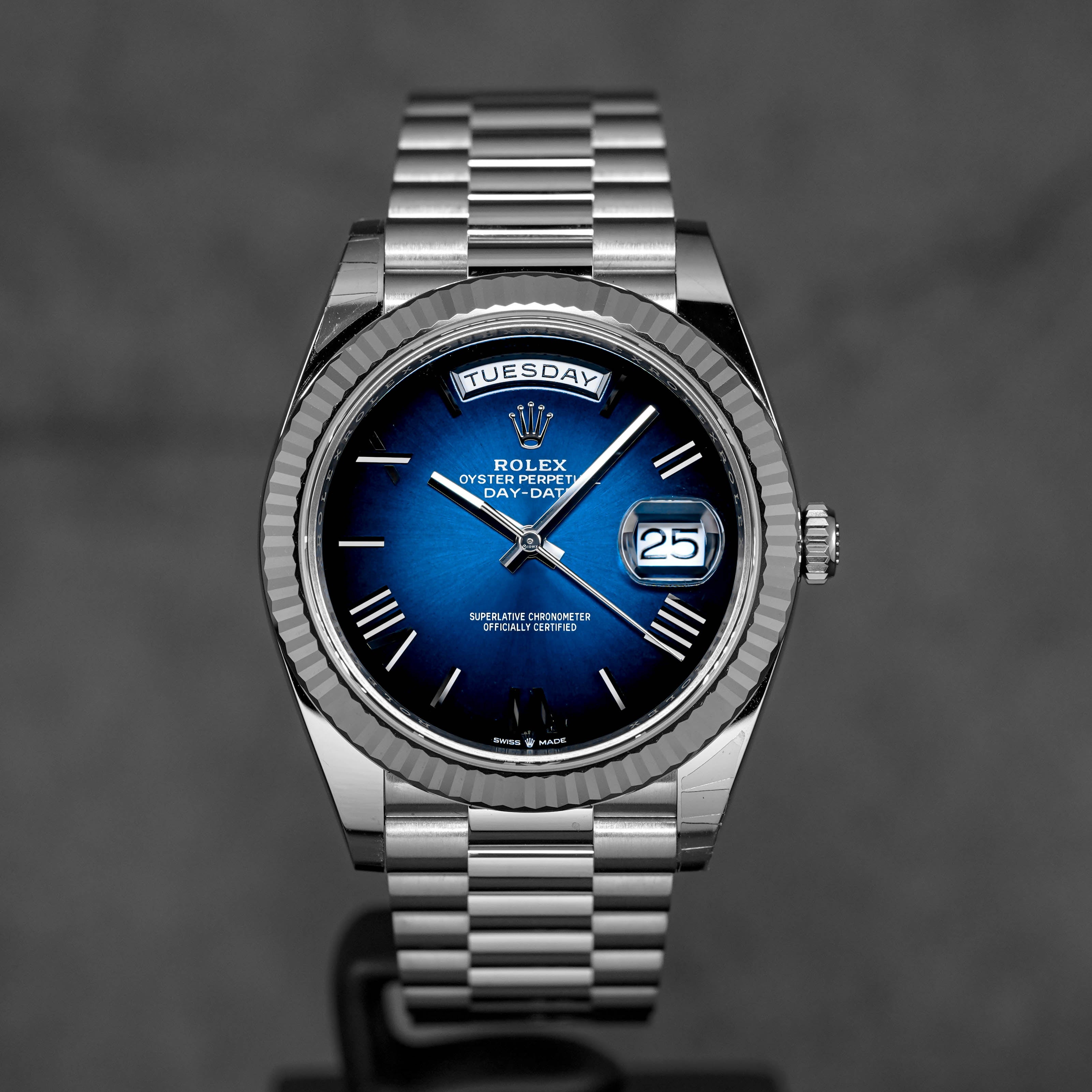 DAYDATE 40MM WHITEGOLD BLUE OMBRE DIAL (2025)