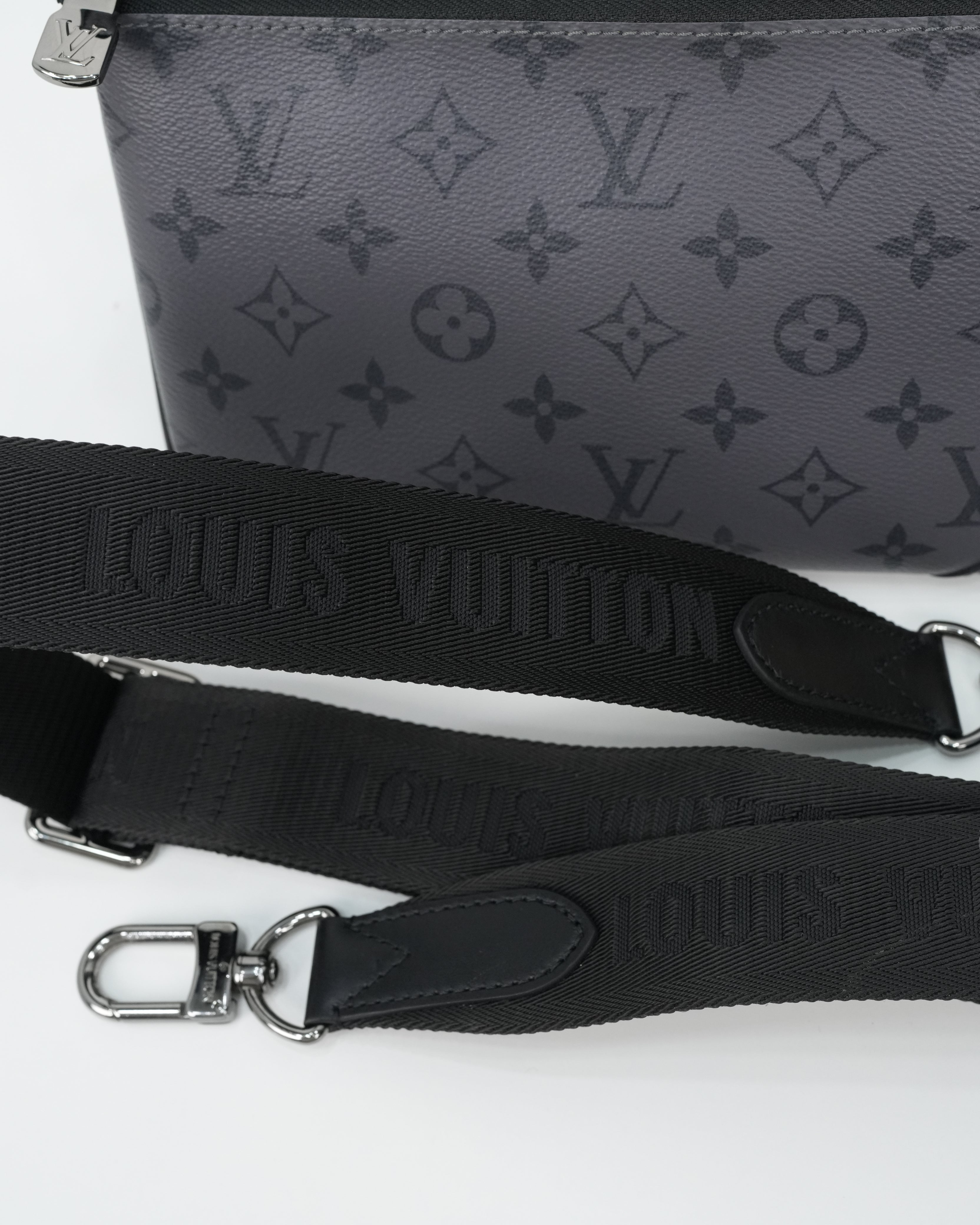 MONOGRAM ECLIPSE TRIO MESSENGER BLACK