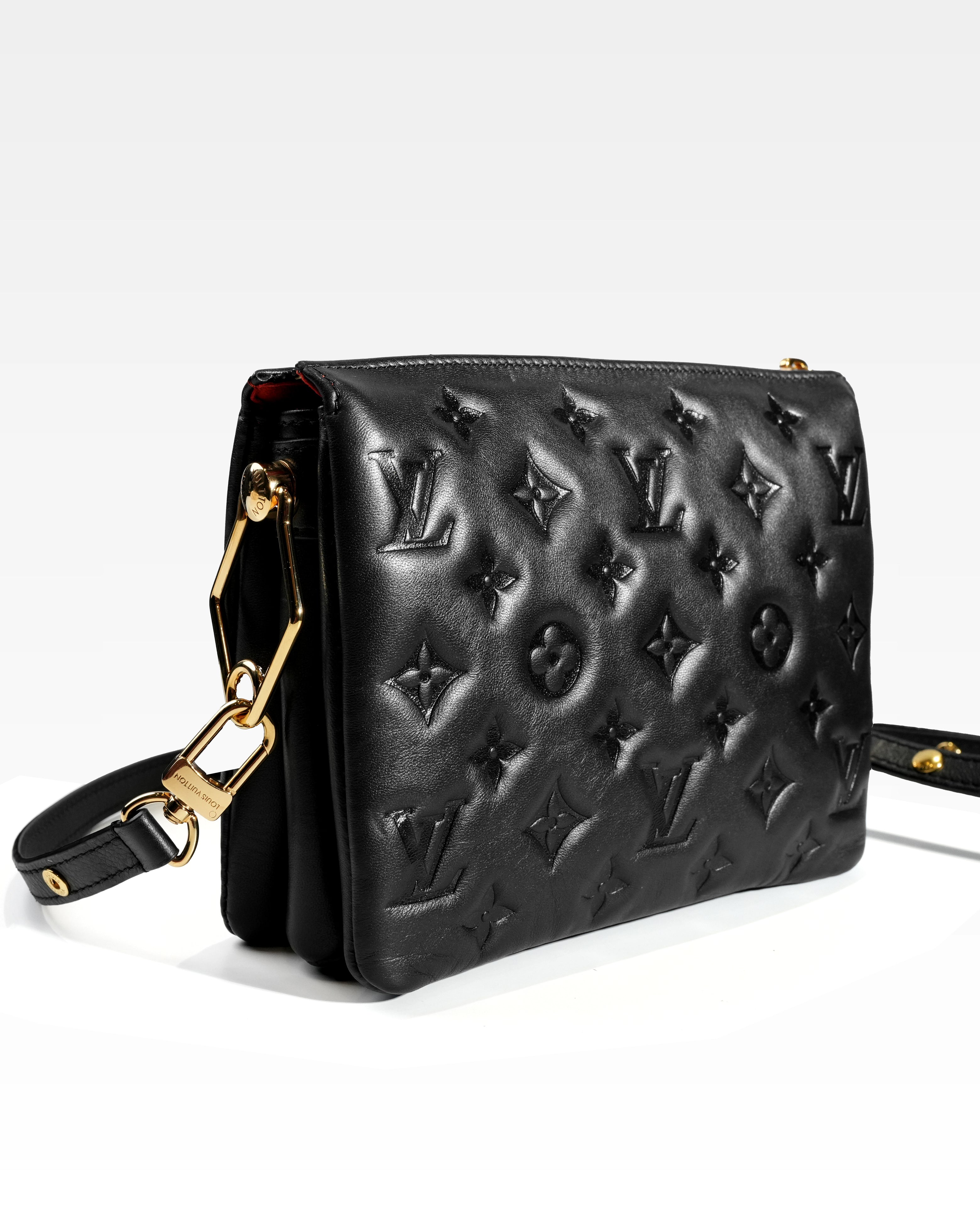 COUSSIN BB BLACK GHW CHIP SLING BAG