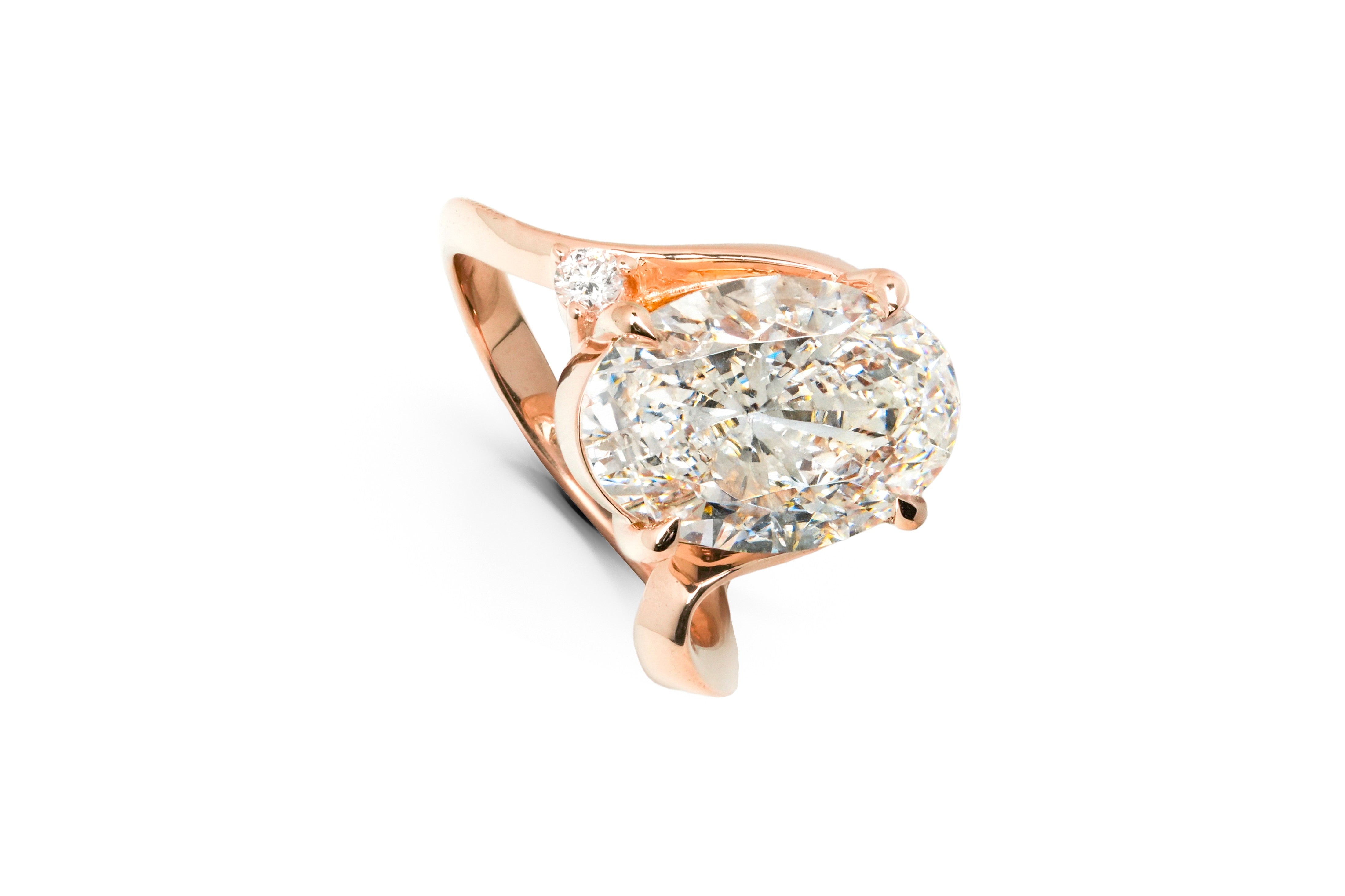 CASSIA ROSEGOLD RING 5CT OVAL CUT LAB DIAMOND