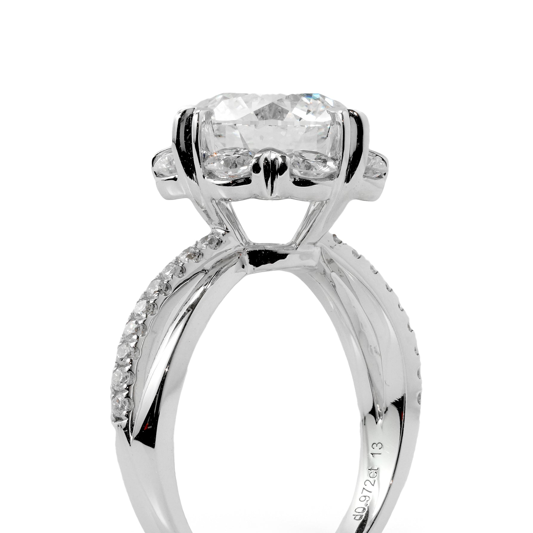 Harga Lab Grown Diamond Split Shank Ring Round