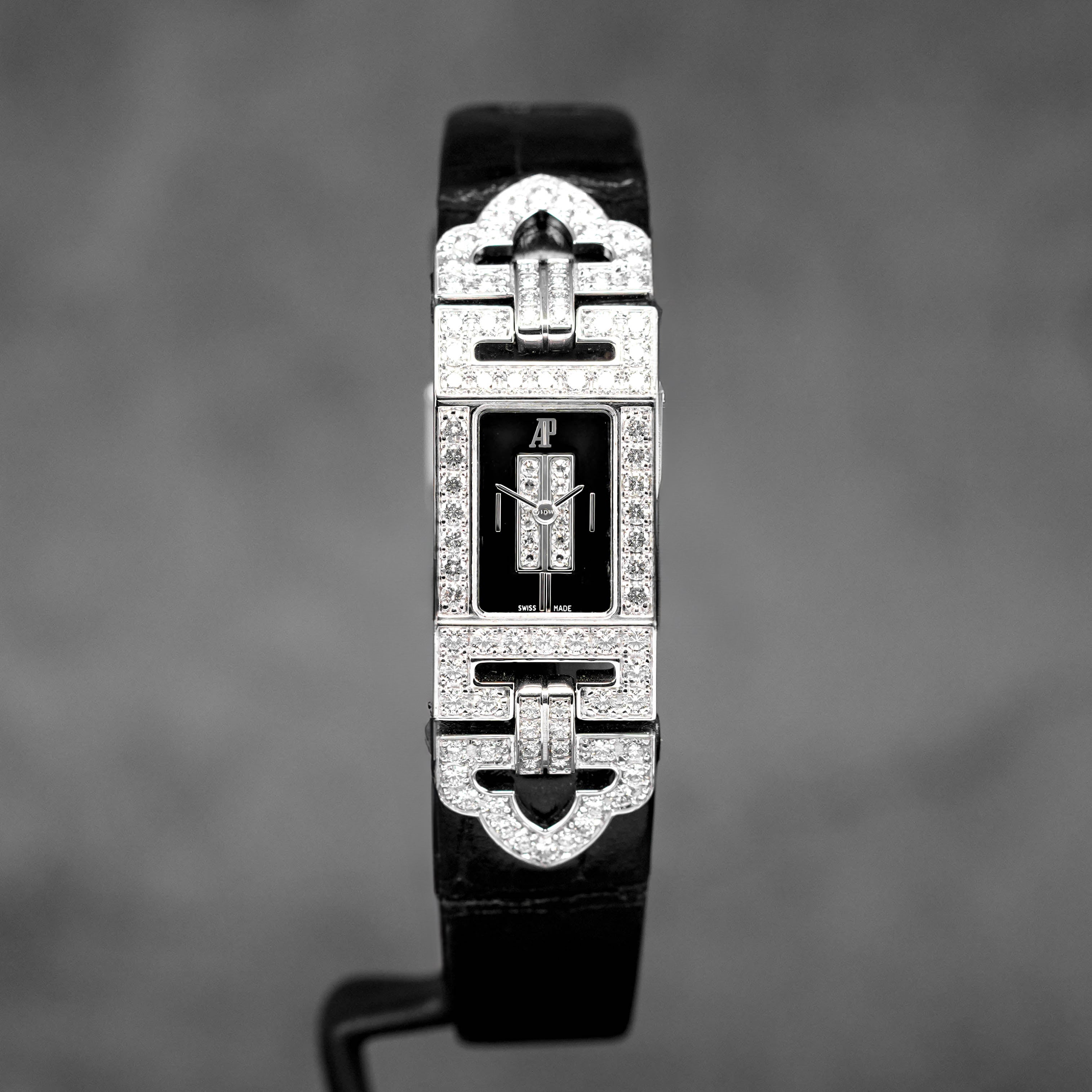 Ladies Charleston Quartz