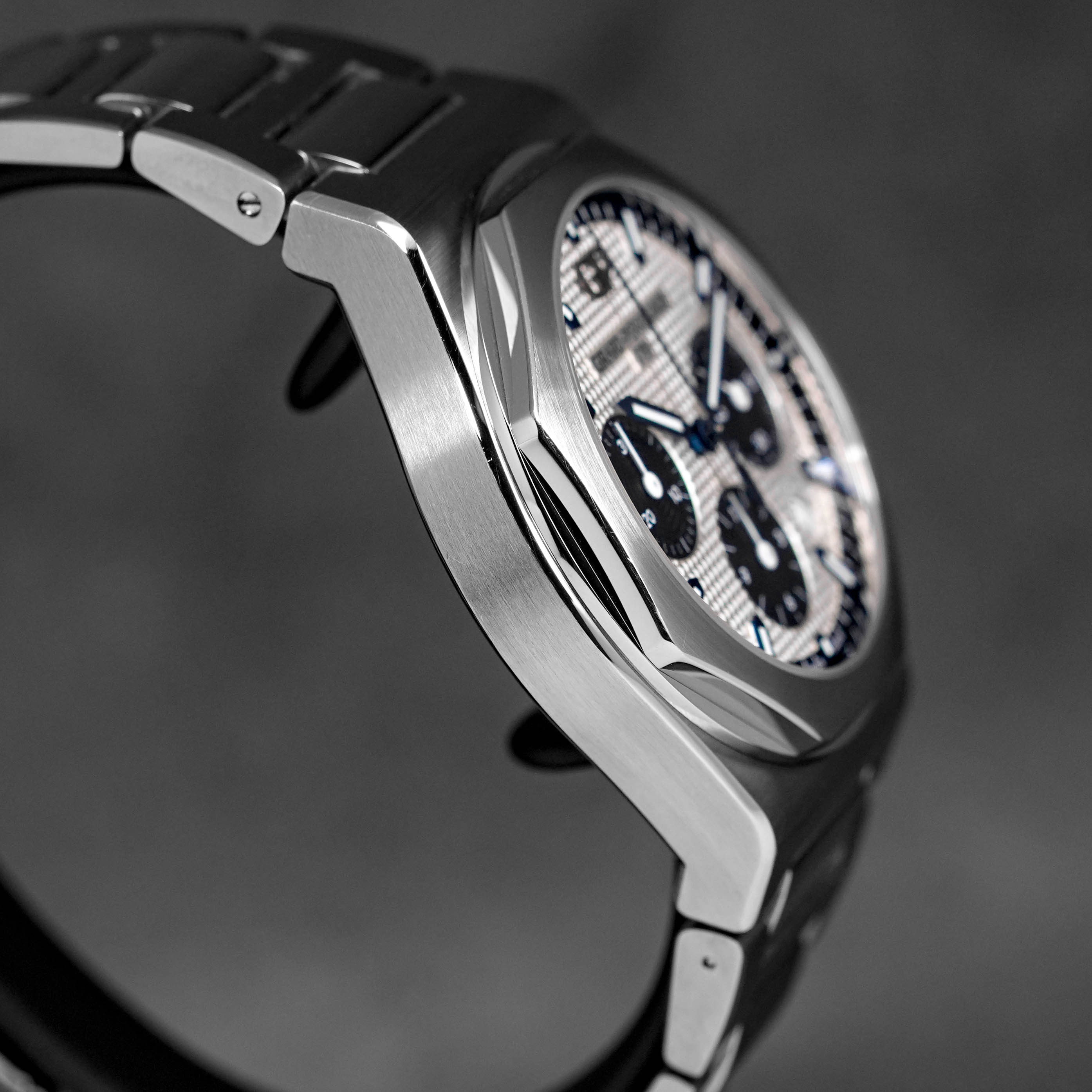 Laureato White Panda