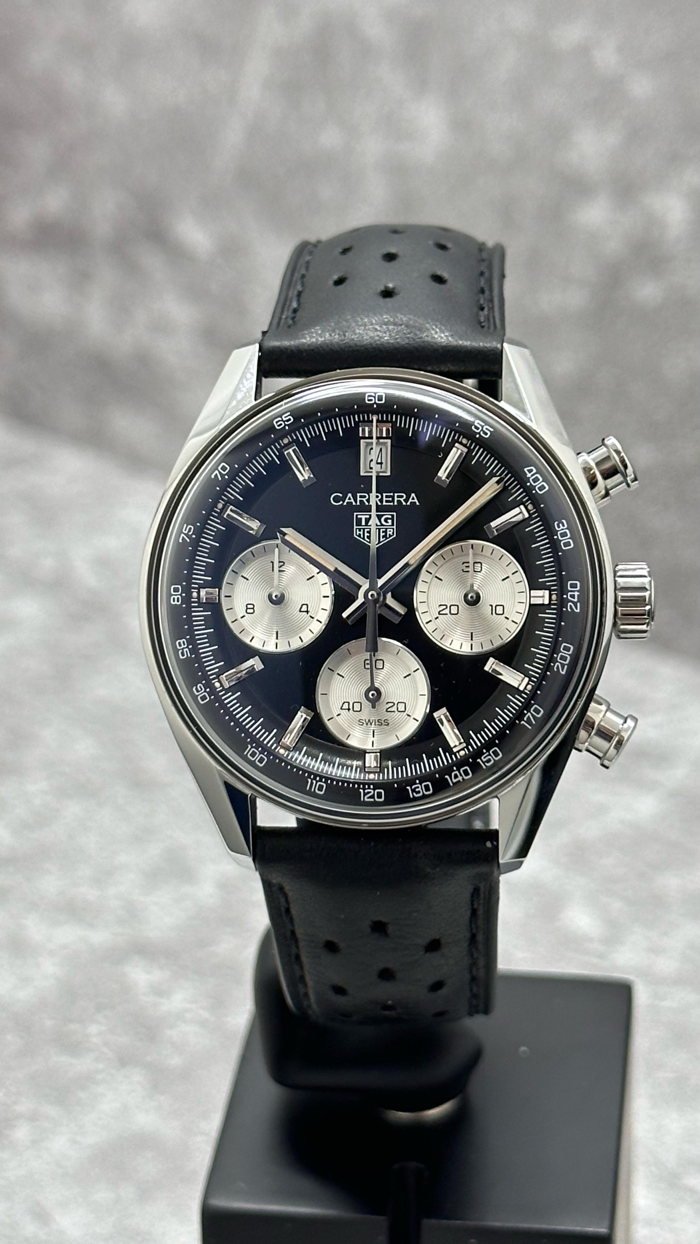 CARRERA CHRONOGRAPH REVERSE PANDA DIAL (2023)