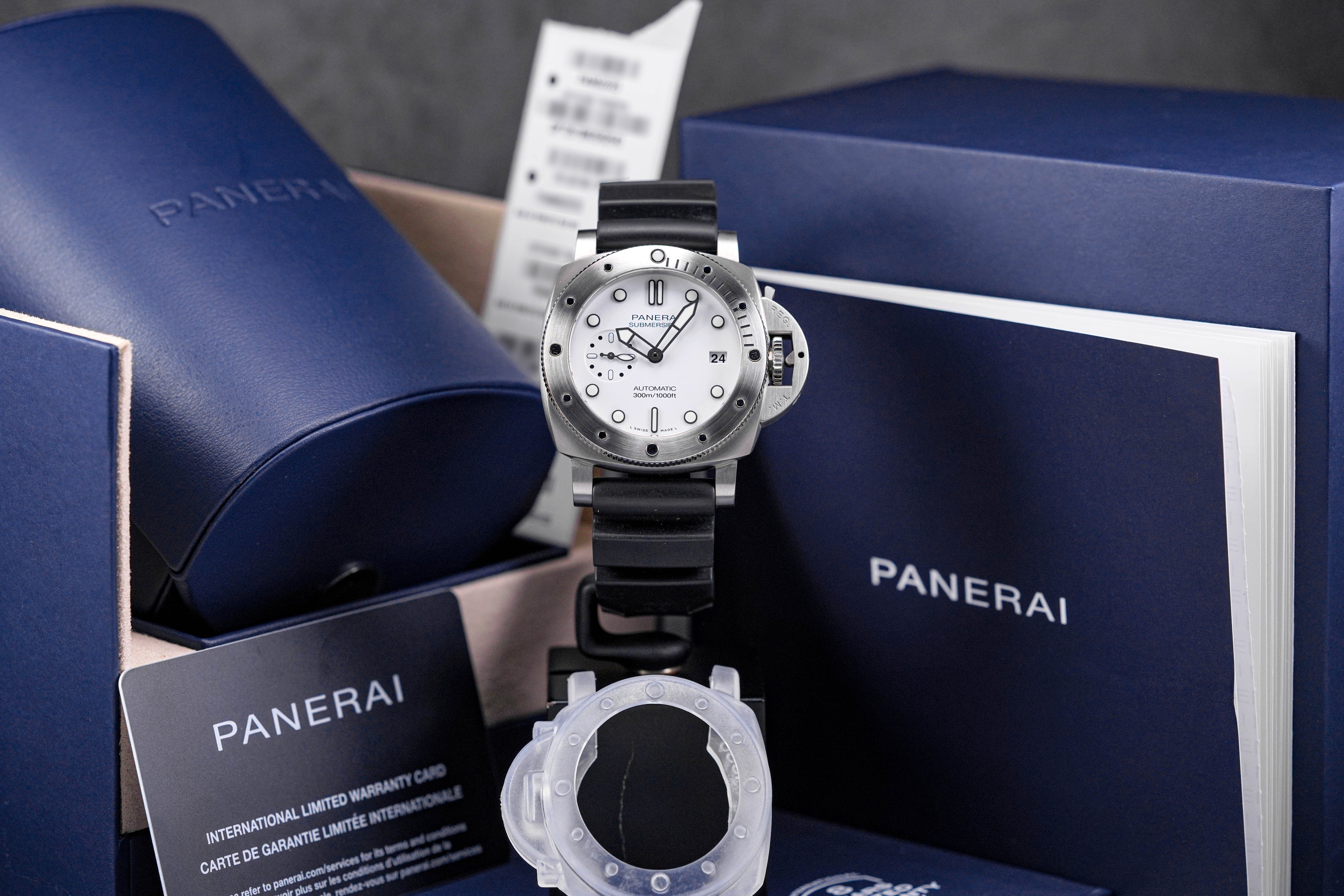 Luminor Bianco PAM 2223