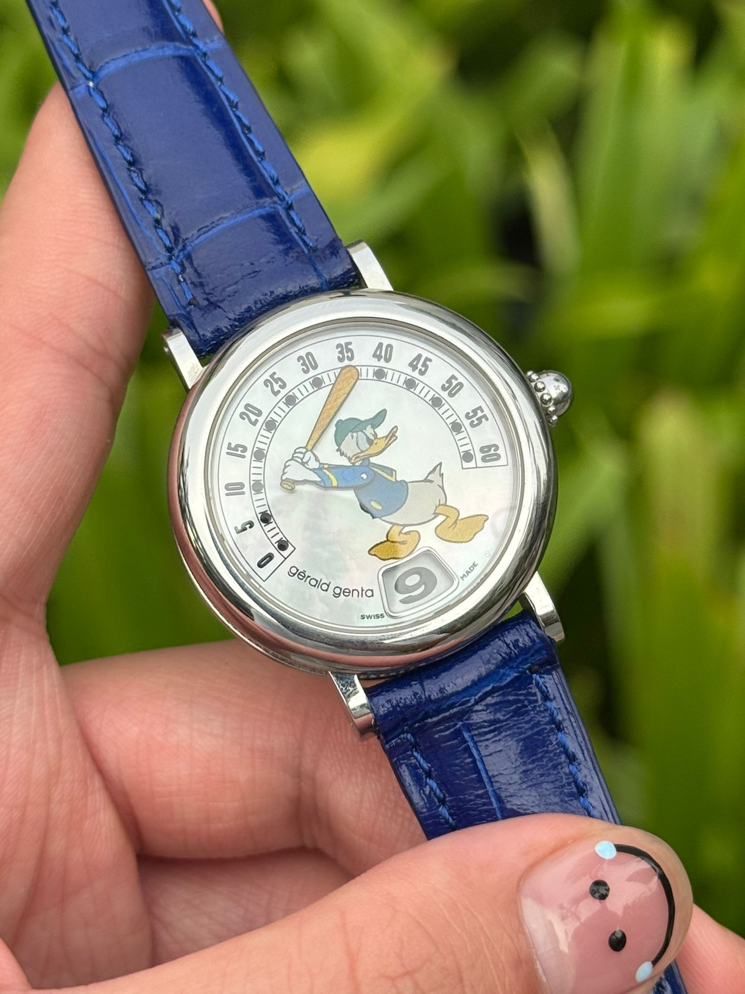 RETRO DISNEY DONAL DUCK MOP DIAL (WATCH ONLY)