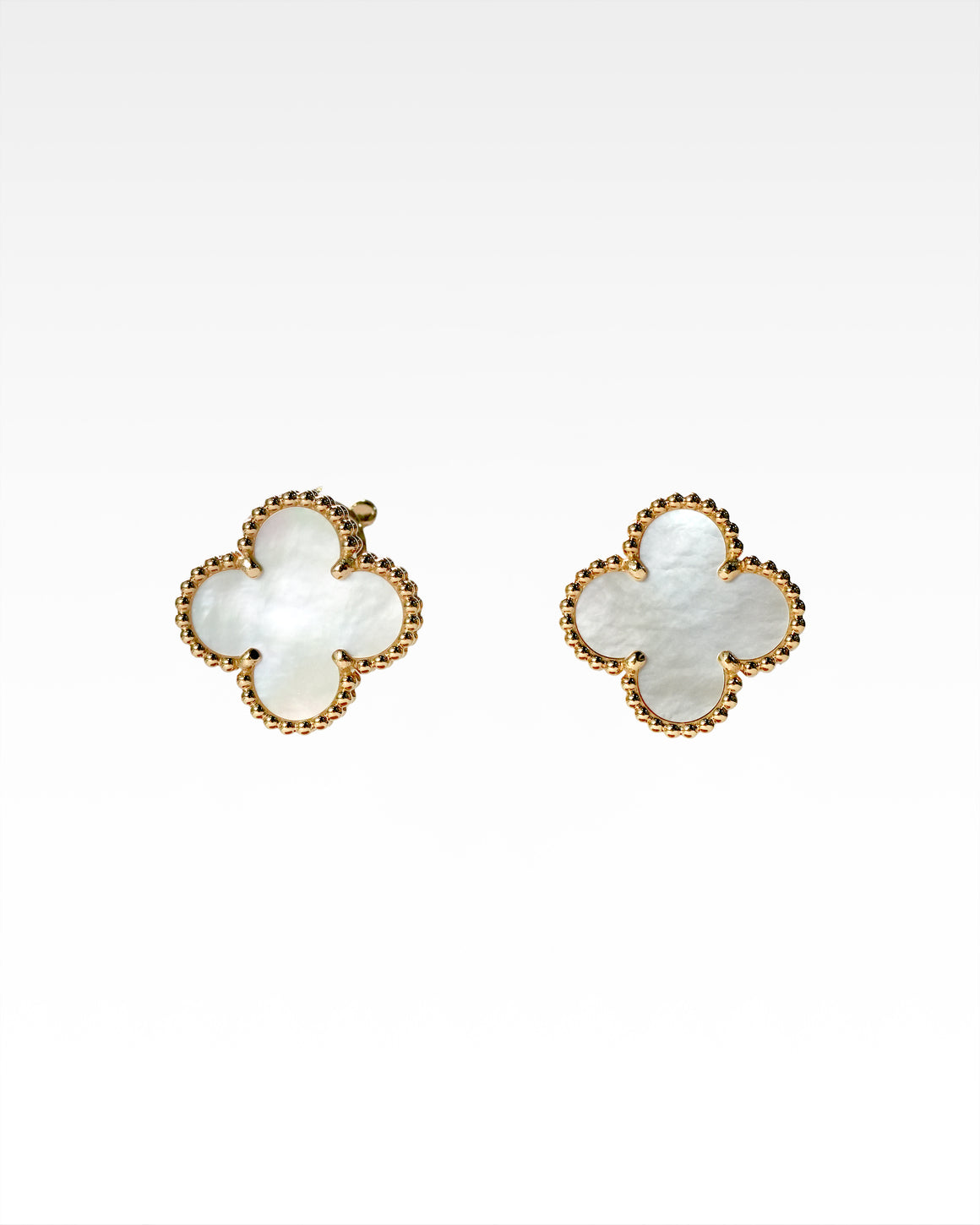 VINTAGE ALHAMBRA MOTHER OF PEARL EARRINGS (2023)