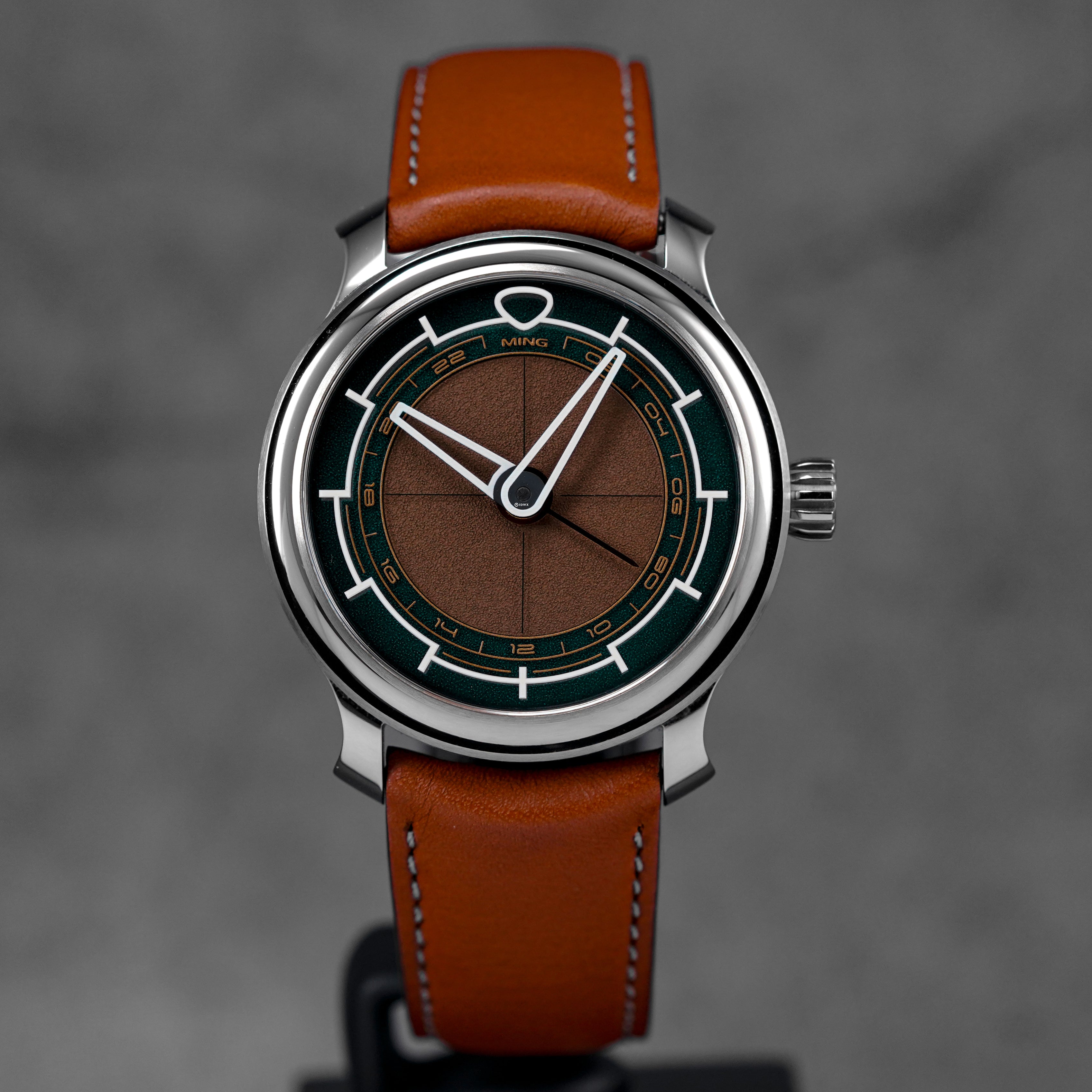 Harga Ming 22.01 GMT Gilt Brown