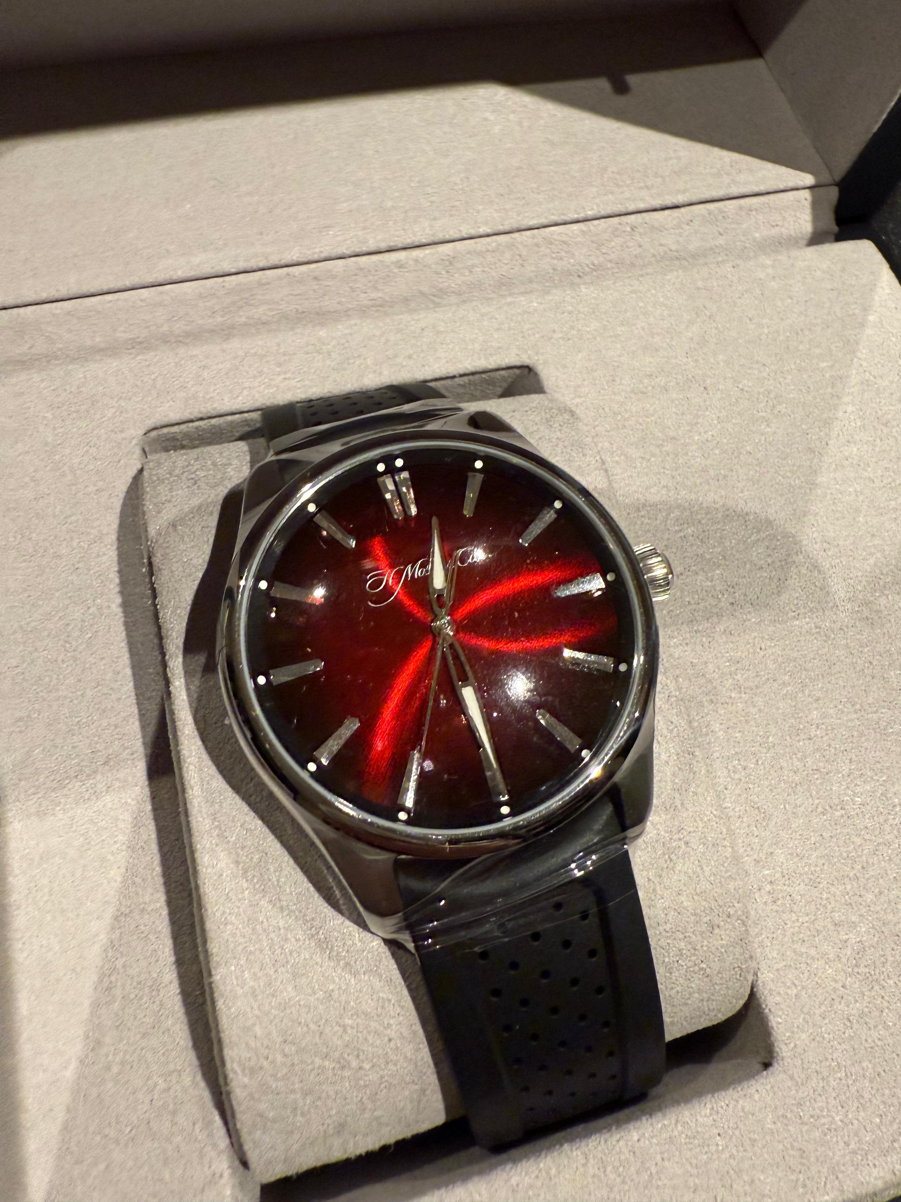 PIONEER CENTRE SECONDS STEEL MAD RED FUME DIAL (2025)