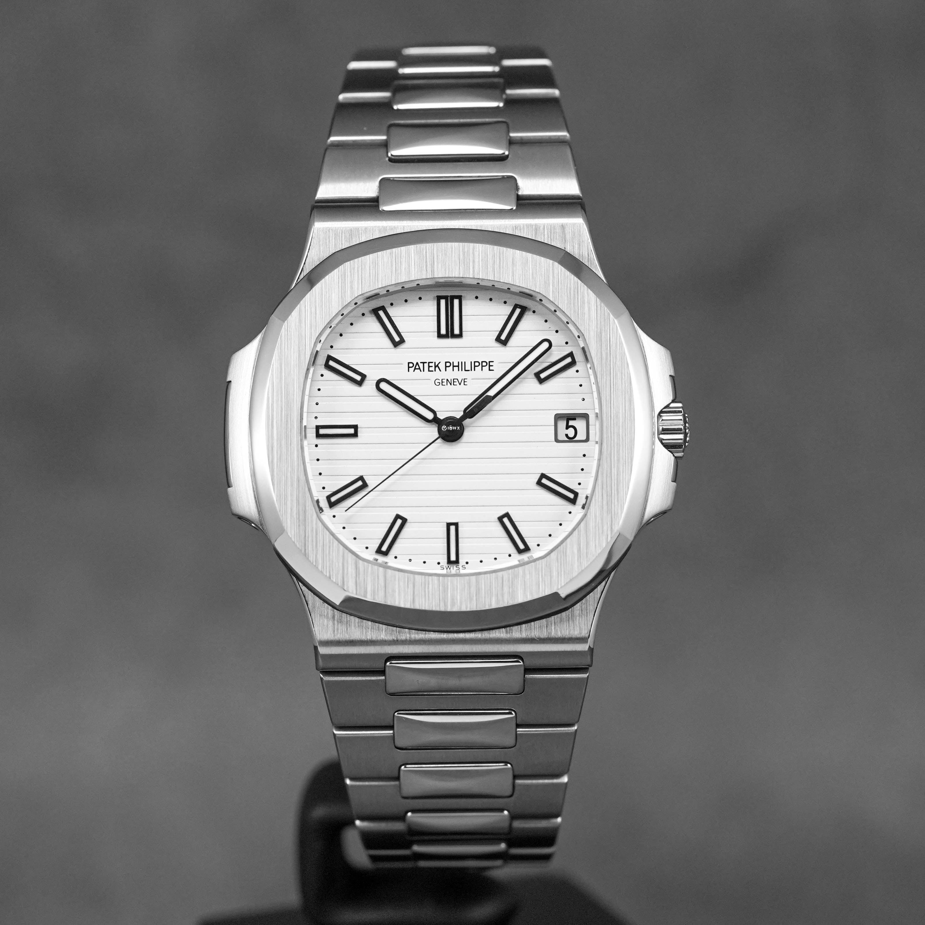 Nautilus 5711/1A White