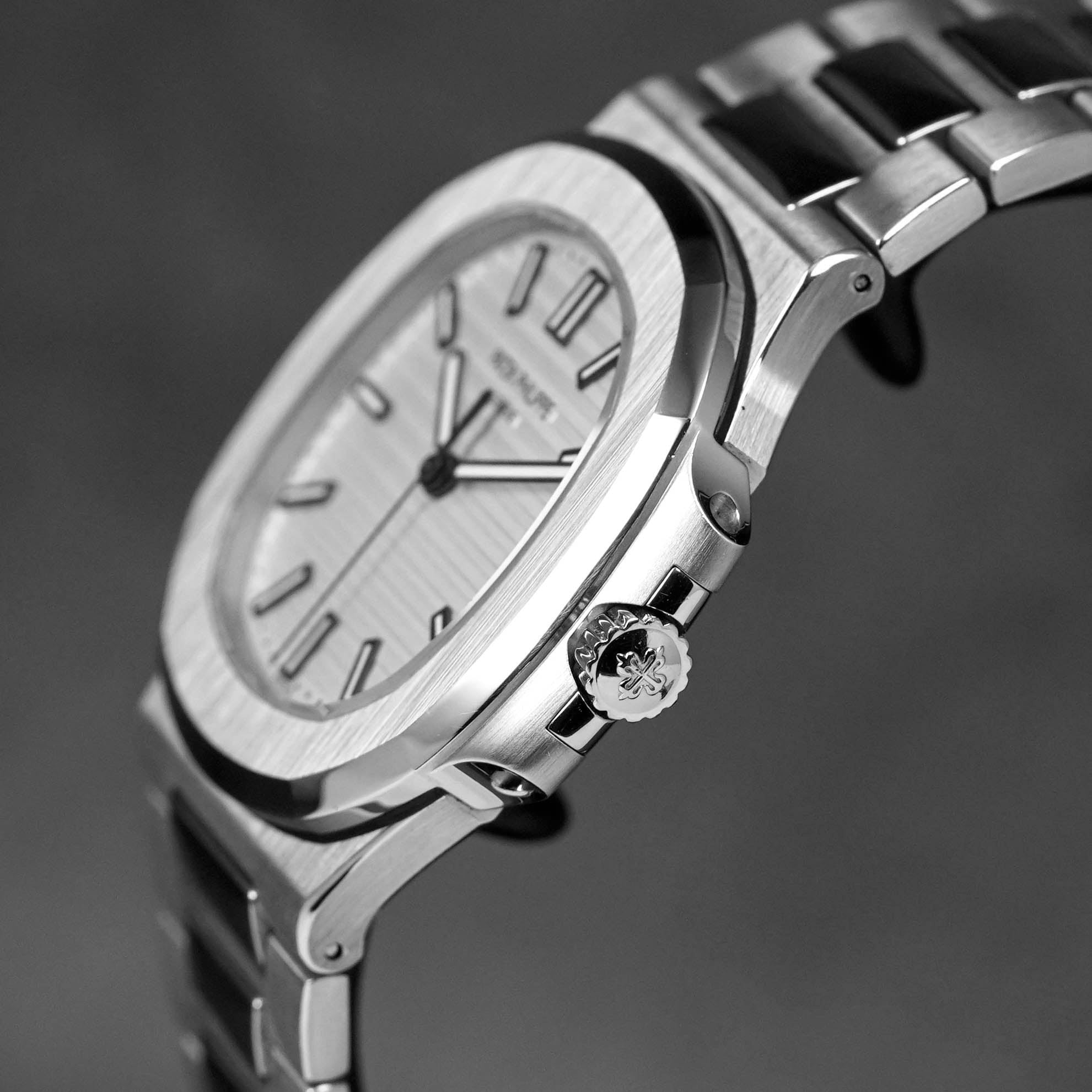 Nautilus 5711/1A White