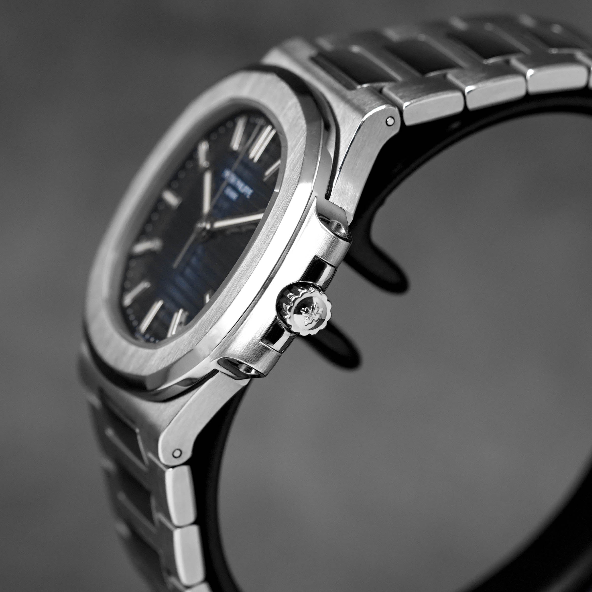 Nautilus 5800-1A Blue