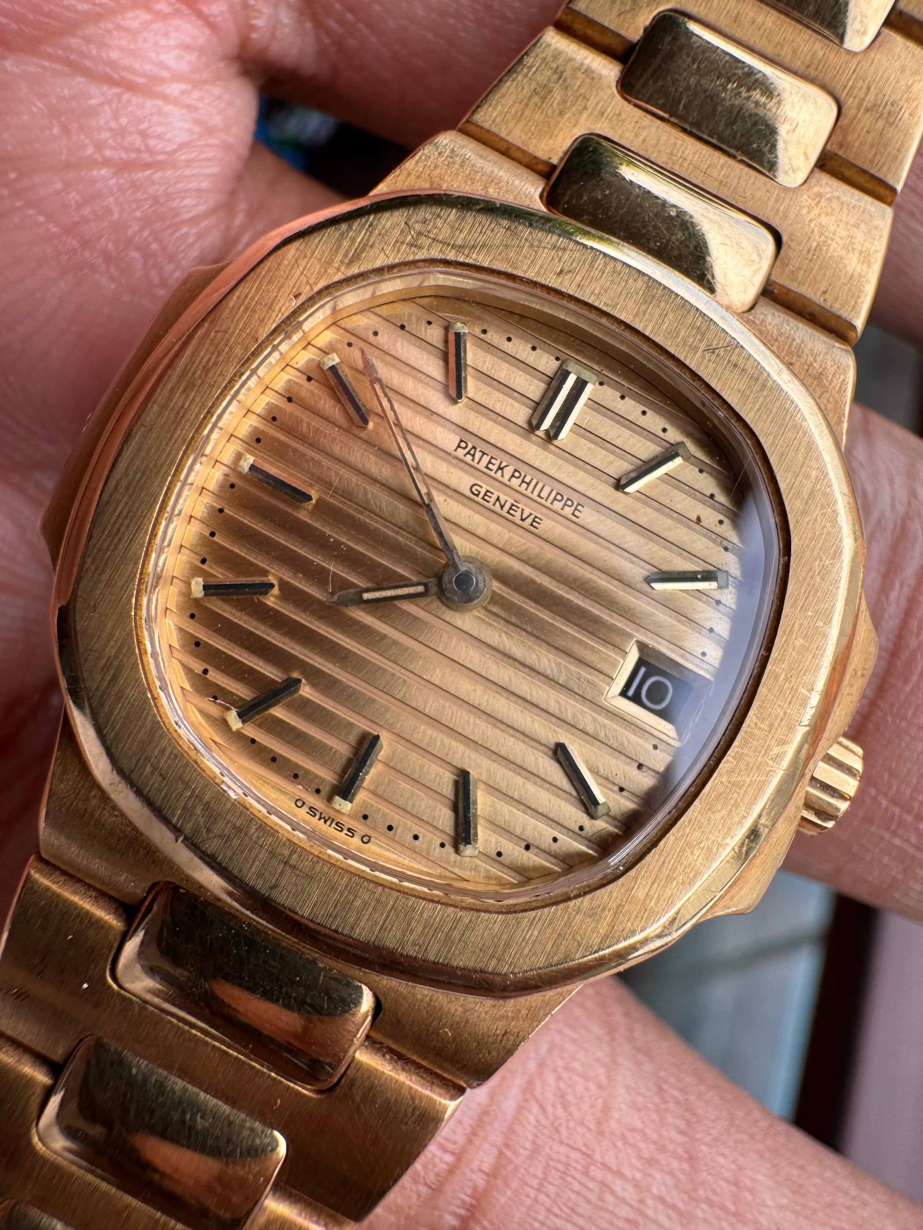 NAUTILUS LADIES 4700/1J YELLOWGOLD CHAMPAGNE DIAL QUARTZ (WATCH ONLY)