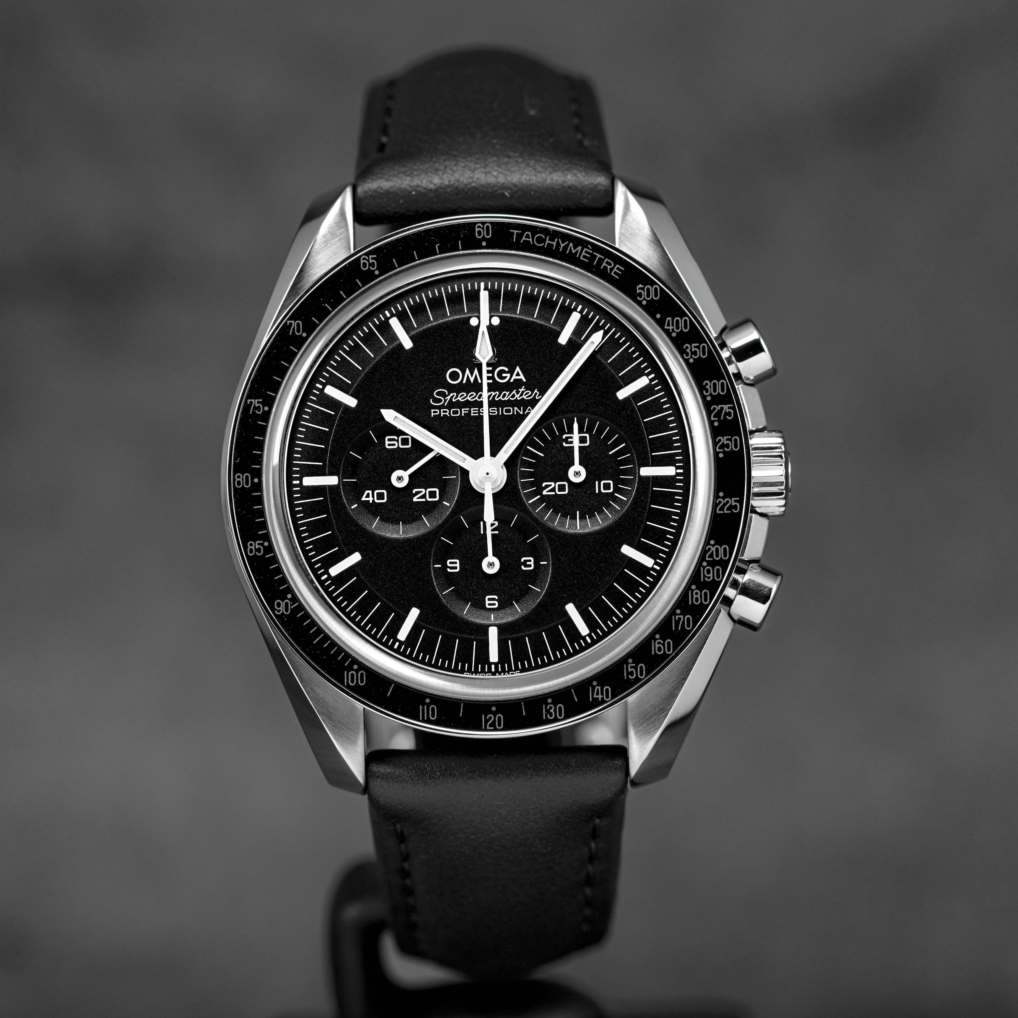 Harga Omega Speedmaster Moonwatch Sapphire
