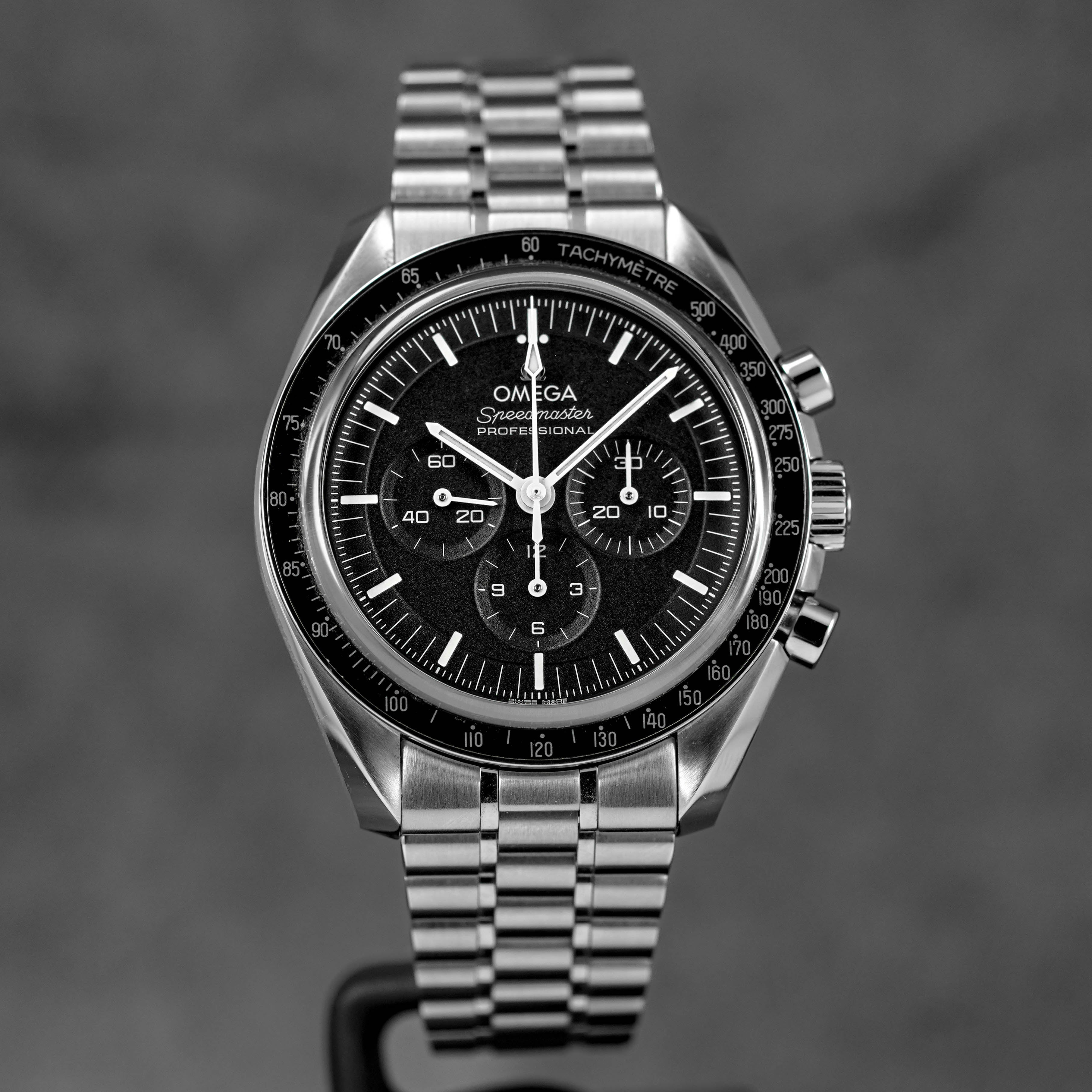 Harga Omega Speedmaster Moonwatch Sapphire