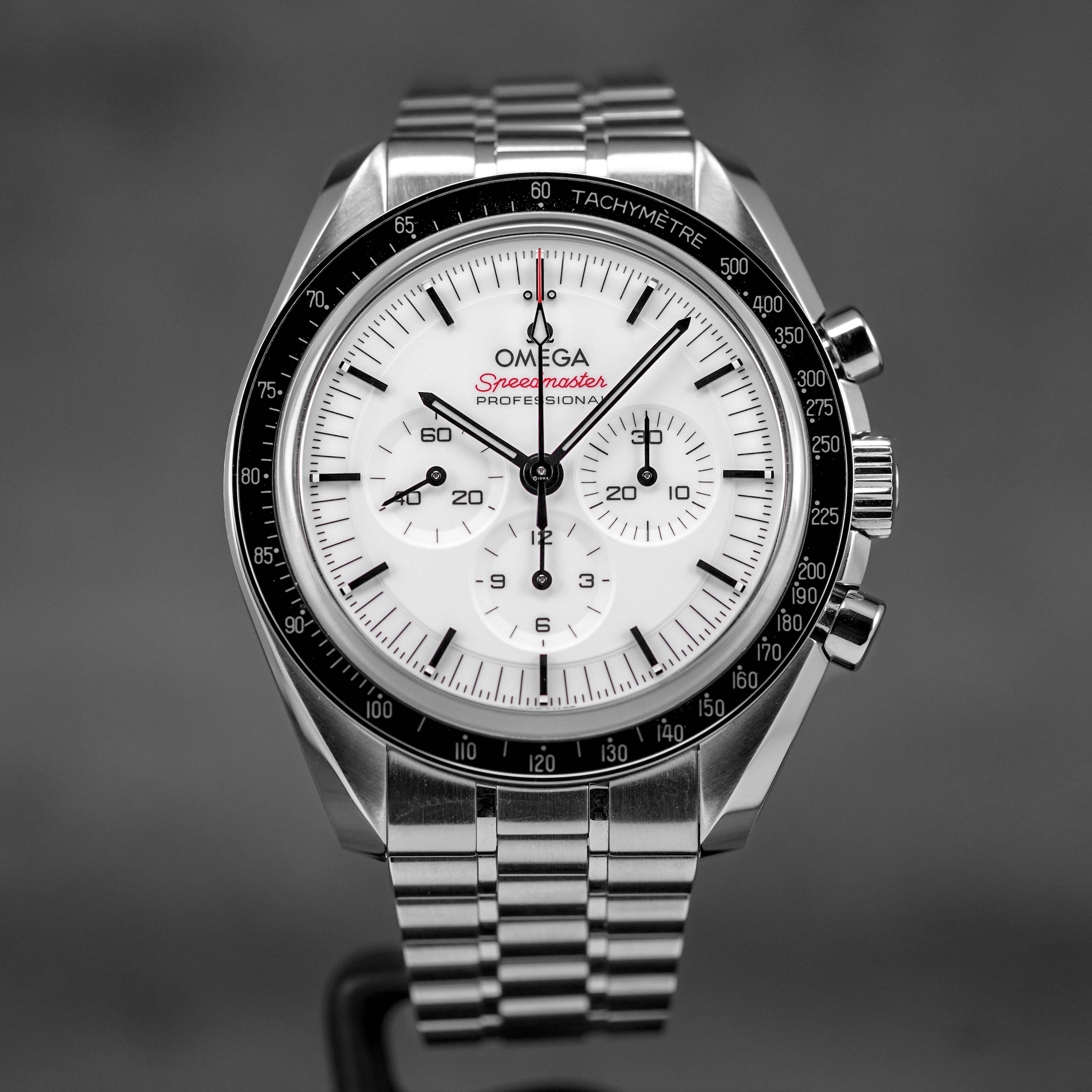 Harga Omega Speedmaster Moonwatch Sapphire