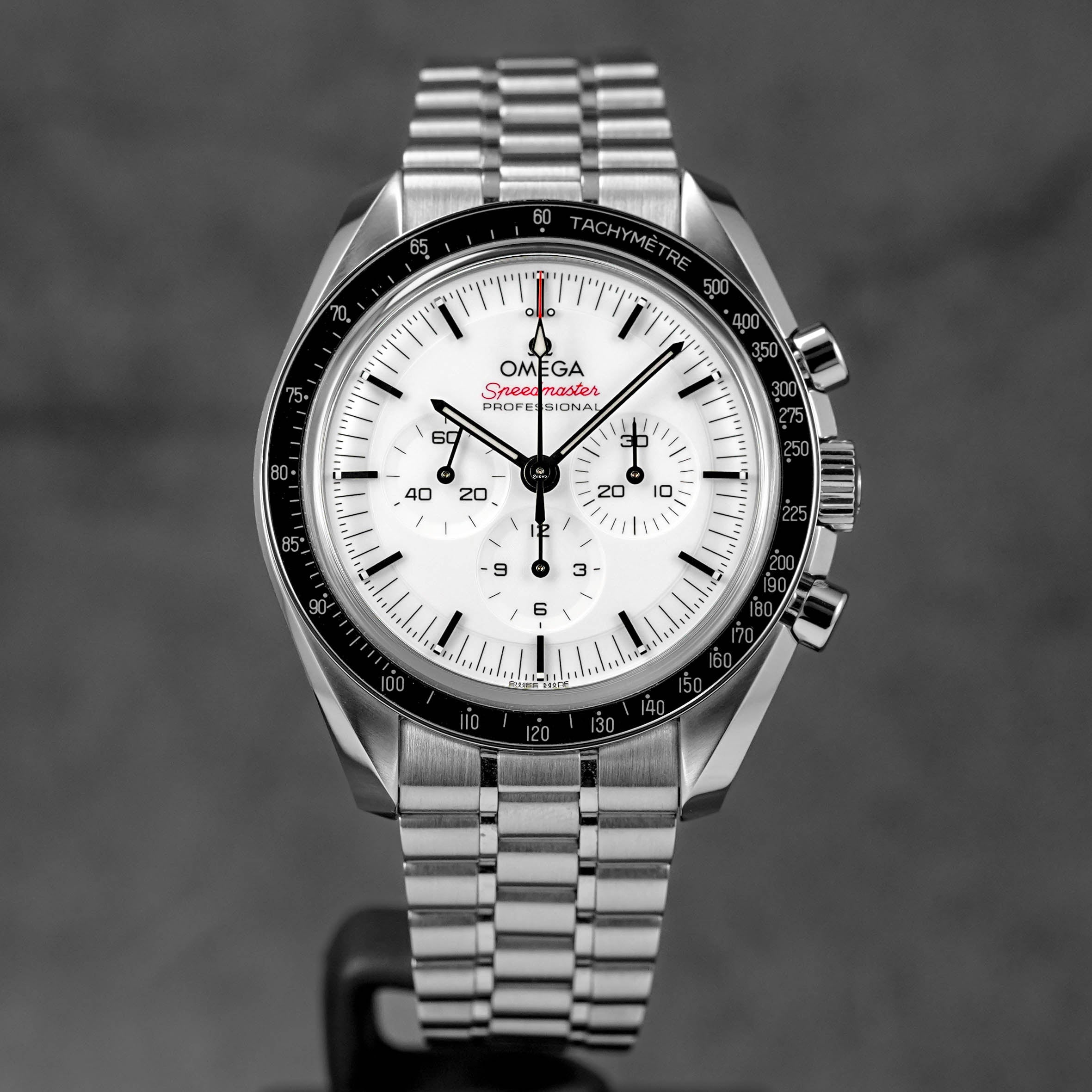 Harga Omega Speedmaster Moonwatch White