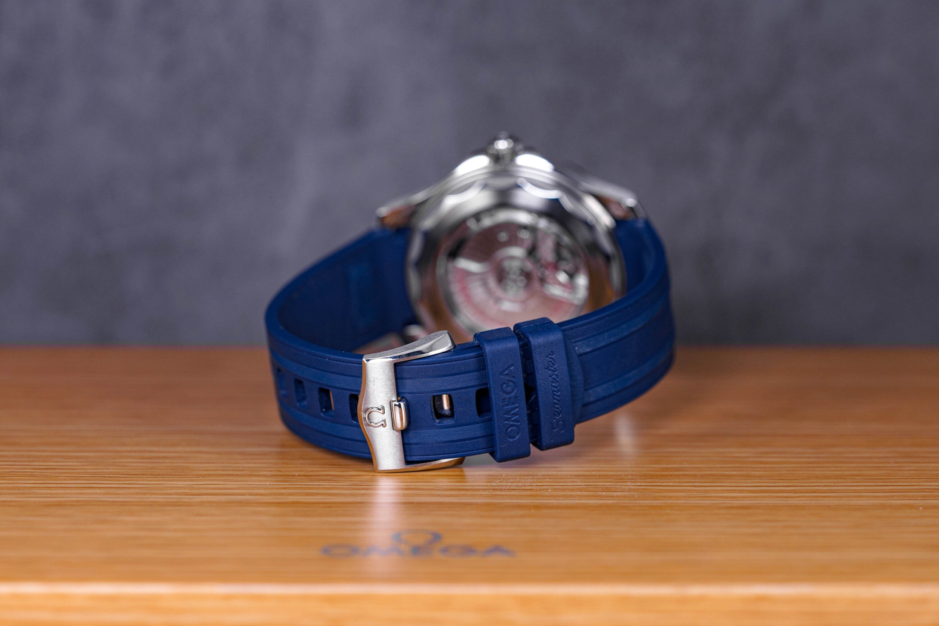 SEAMASTER DIVER 300 GREY DIAL RUBBER STRAP (2022)