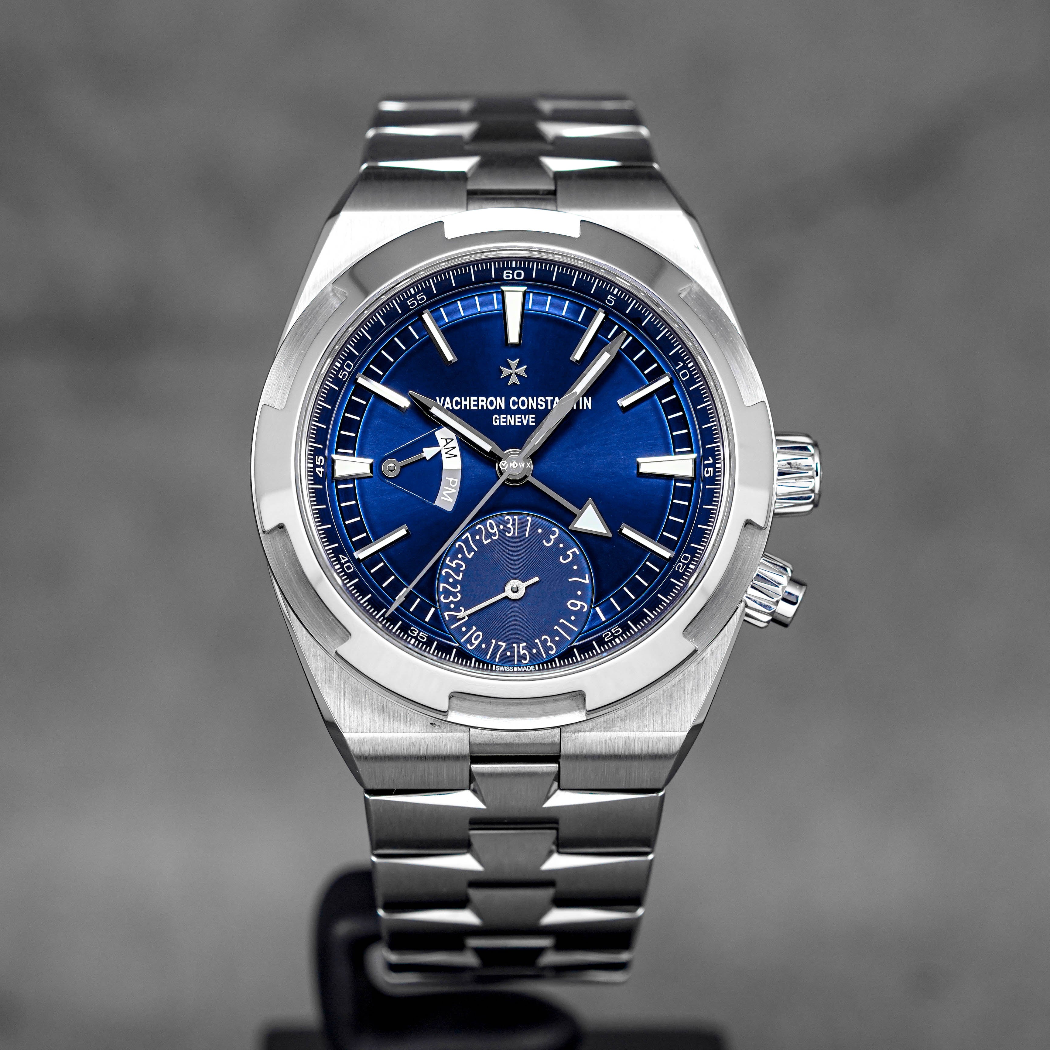 Overseas Dualtime Blue