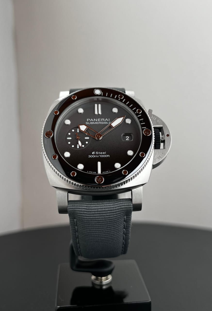 SUBMERSIBLE QUARANTAQUATTRO GRIGIO ROCCIA 44MM GREY DIAL PAM 1288 (2024)