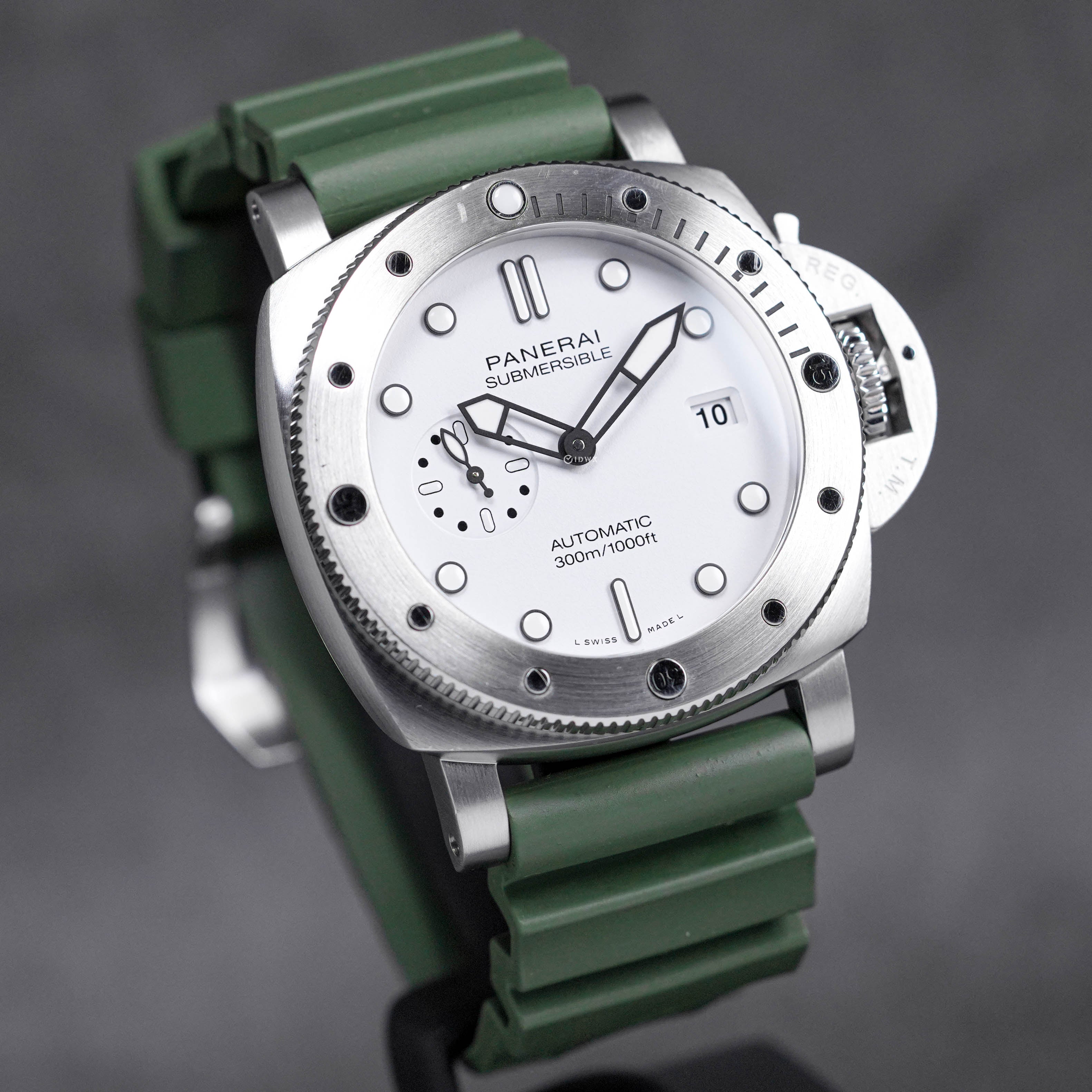 LUMINOR SUBMERSIBLE 44MM QUARANTAQUATTRO BIANCO WHITE DIAL PAM1226 (2023)