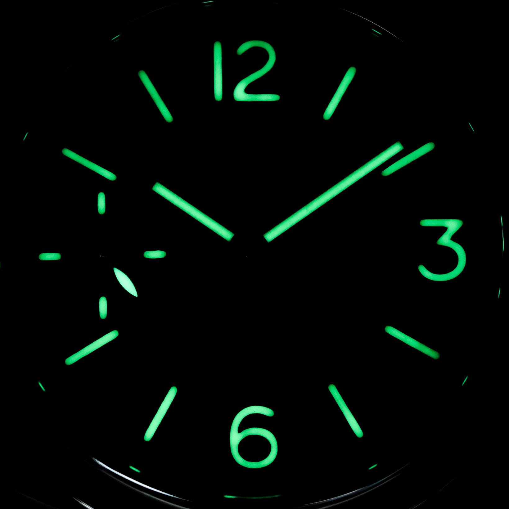 LUMINOR MARINA LOGO 3 DAYS STEEL BLACK DIAL PAM 776 (2019)