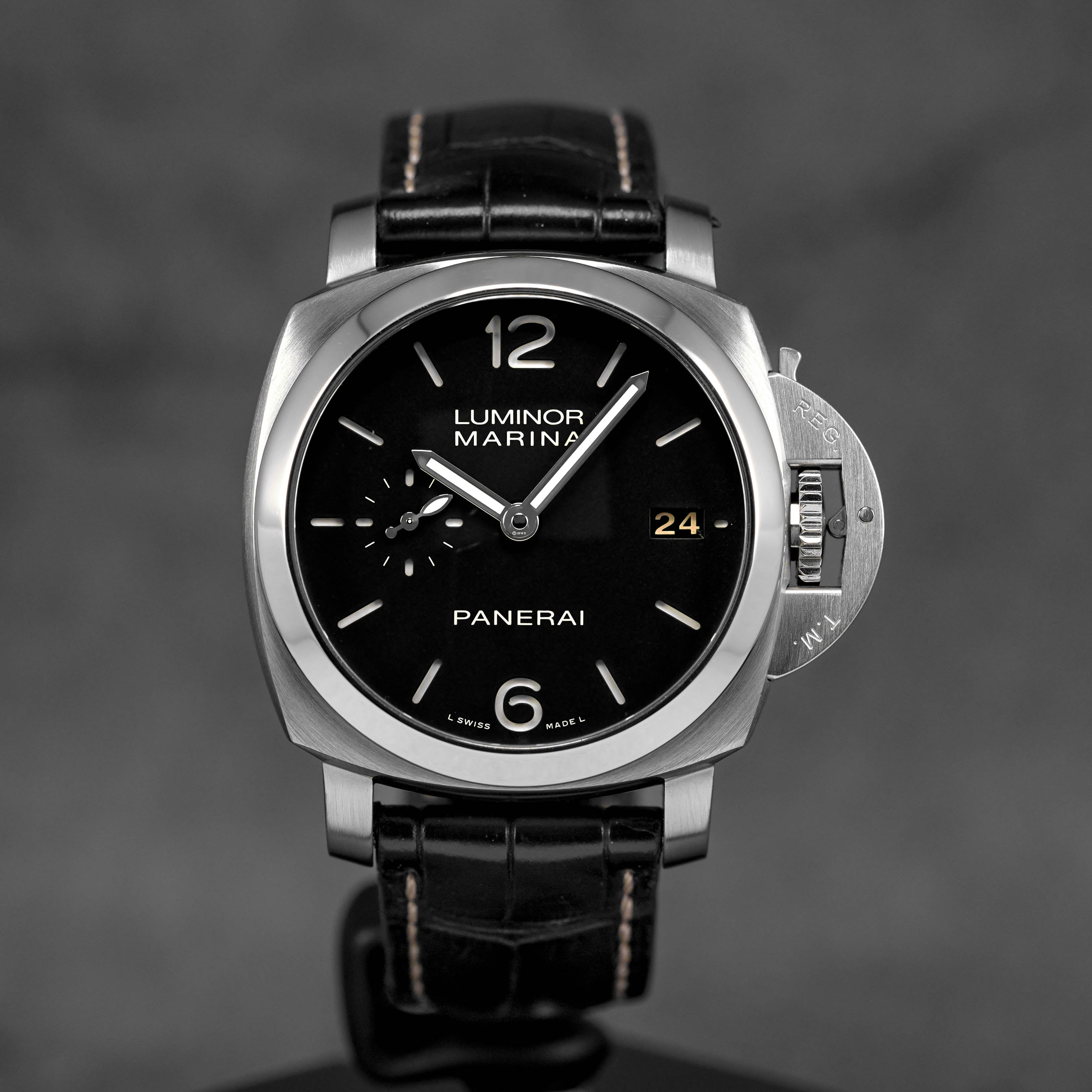 LUMINOR MARINA 1950 3 DAYS 42MM BLACK DIAL PAM 392 (2013)