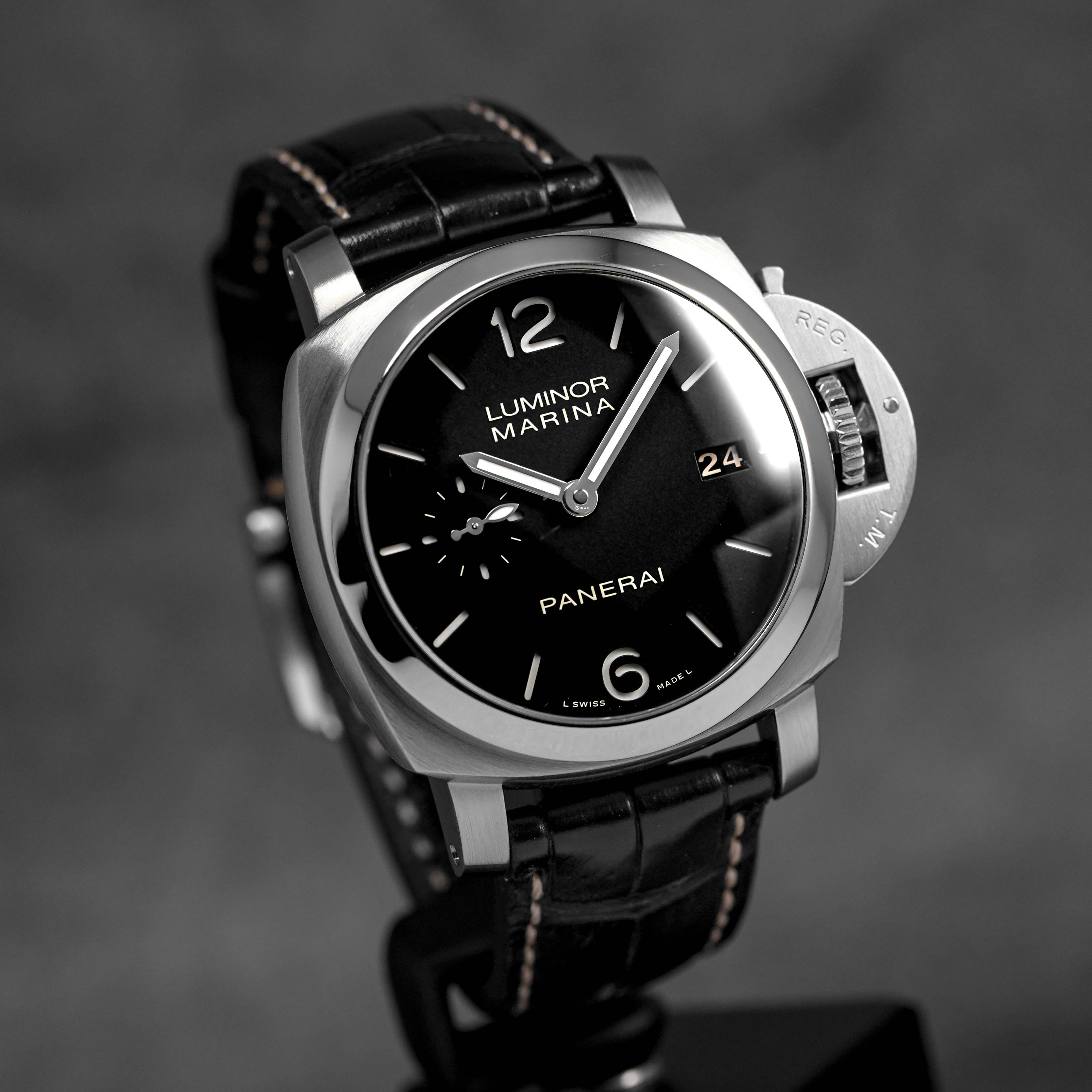 LUMINOR MARINA 1950 3 DAYS 42MM BLACK DIAL PAM 392 (2013)