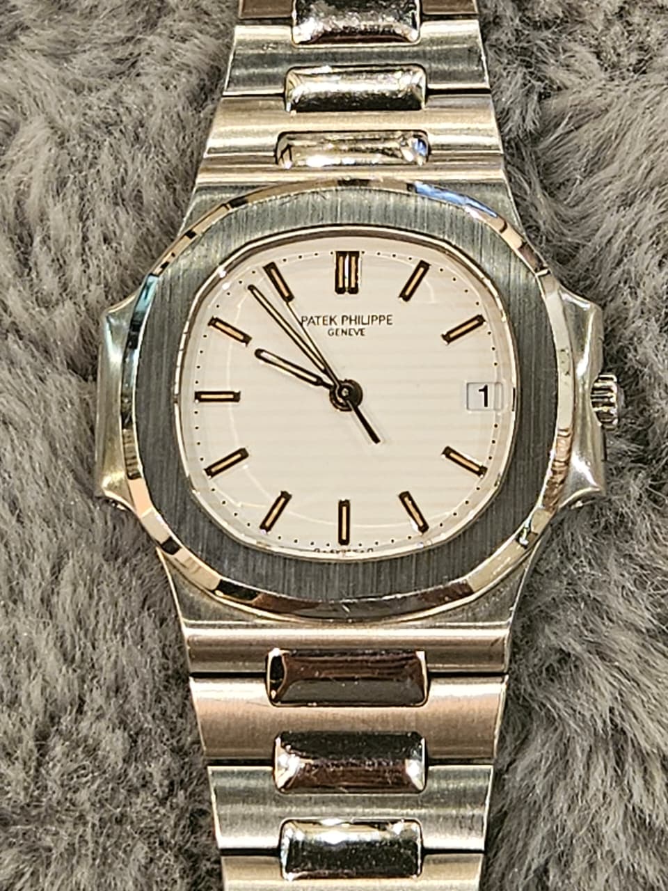 NAUTILUS 3800/1A WHITE DIAL (1999)
