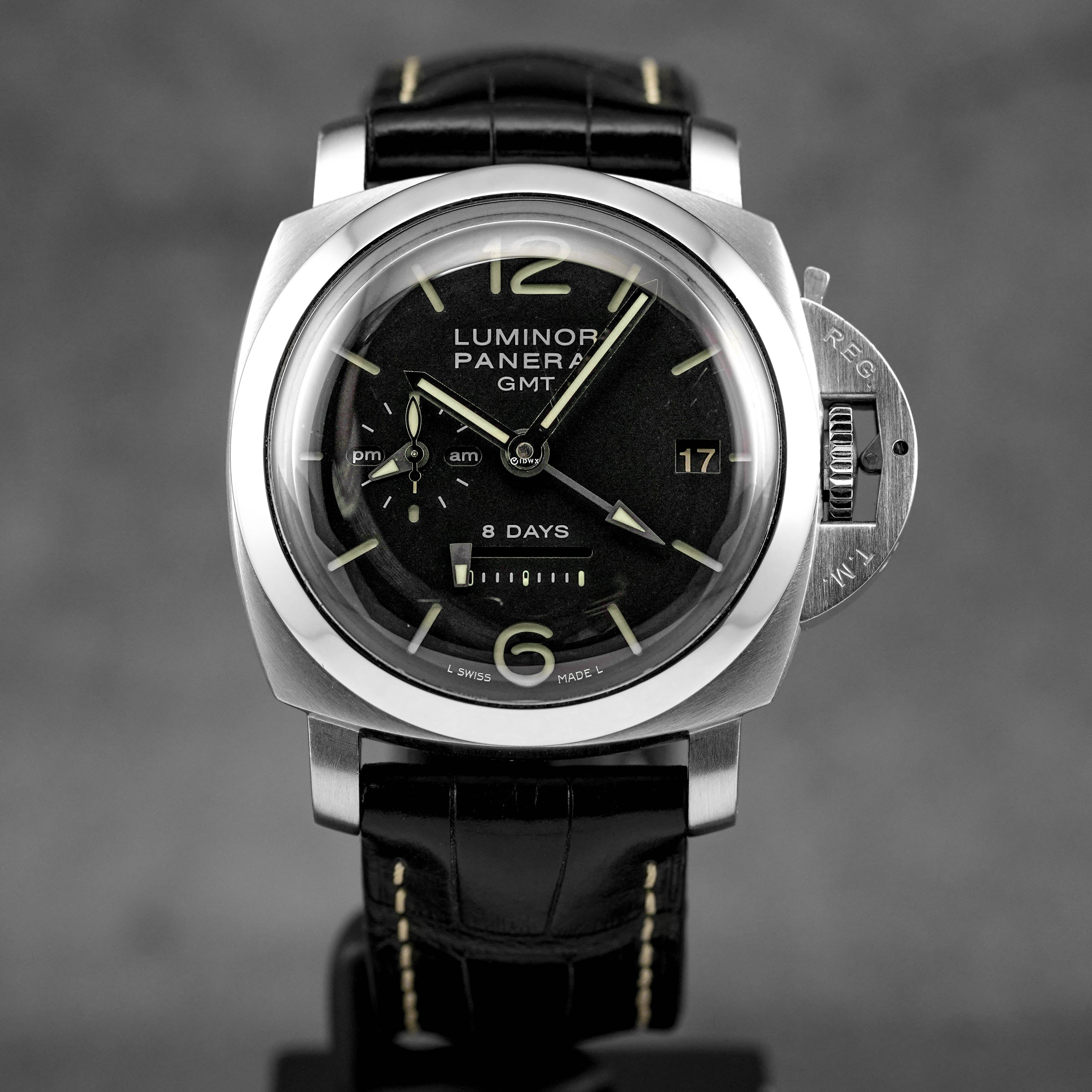Harga Panerai Luminor PAM 233