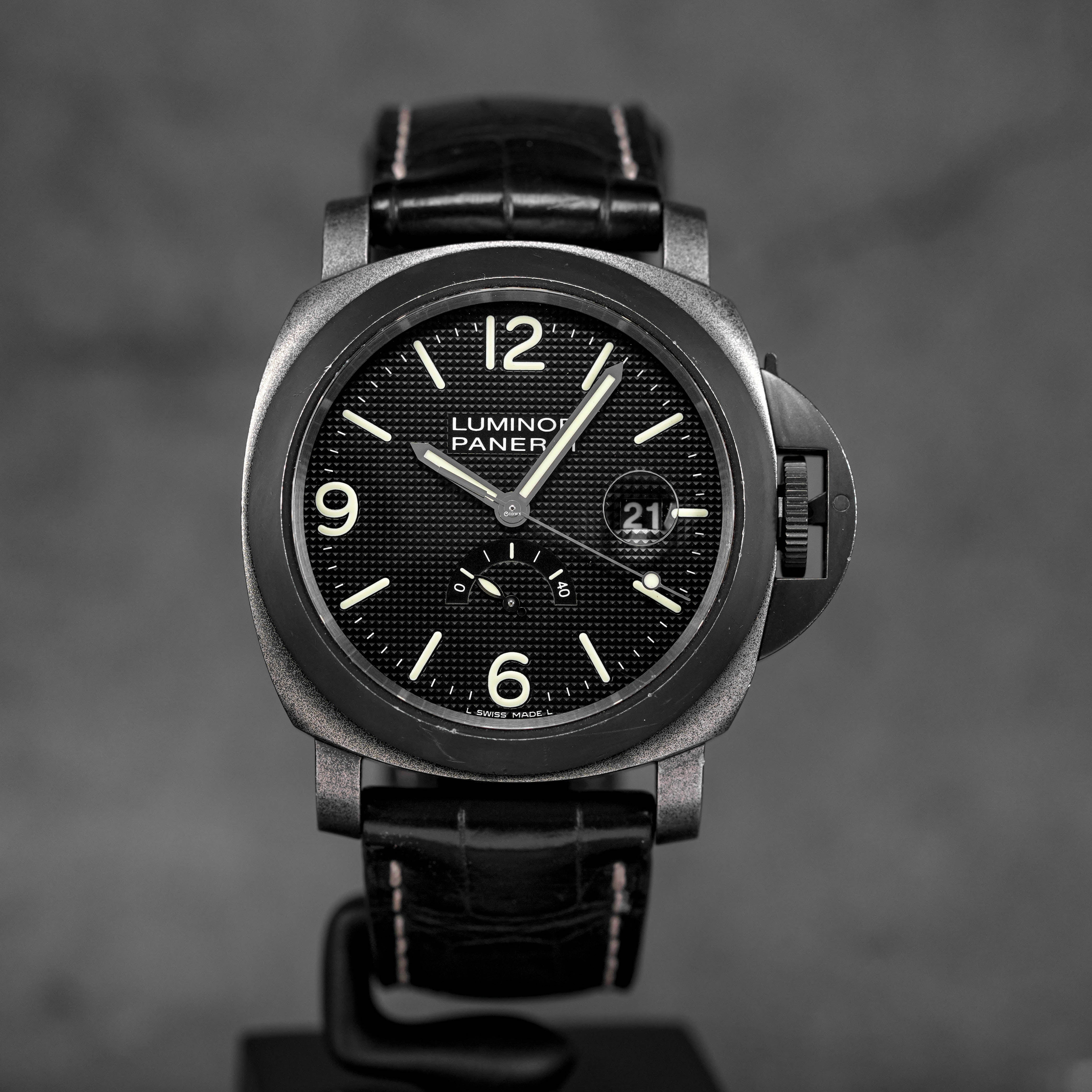 Harga Panerai PAM 28