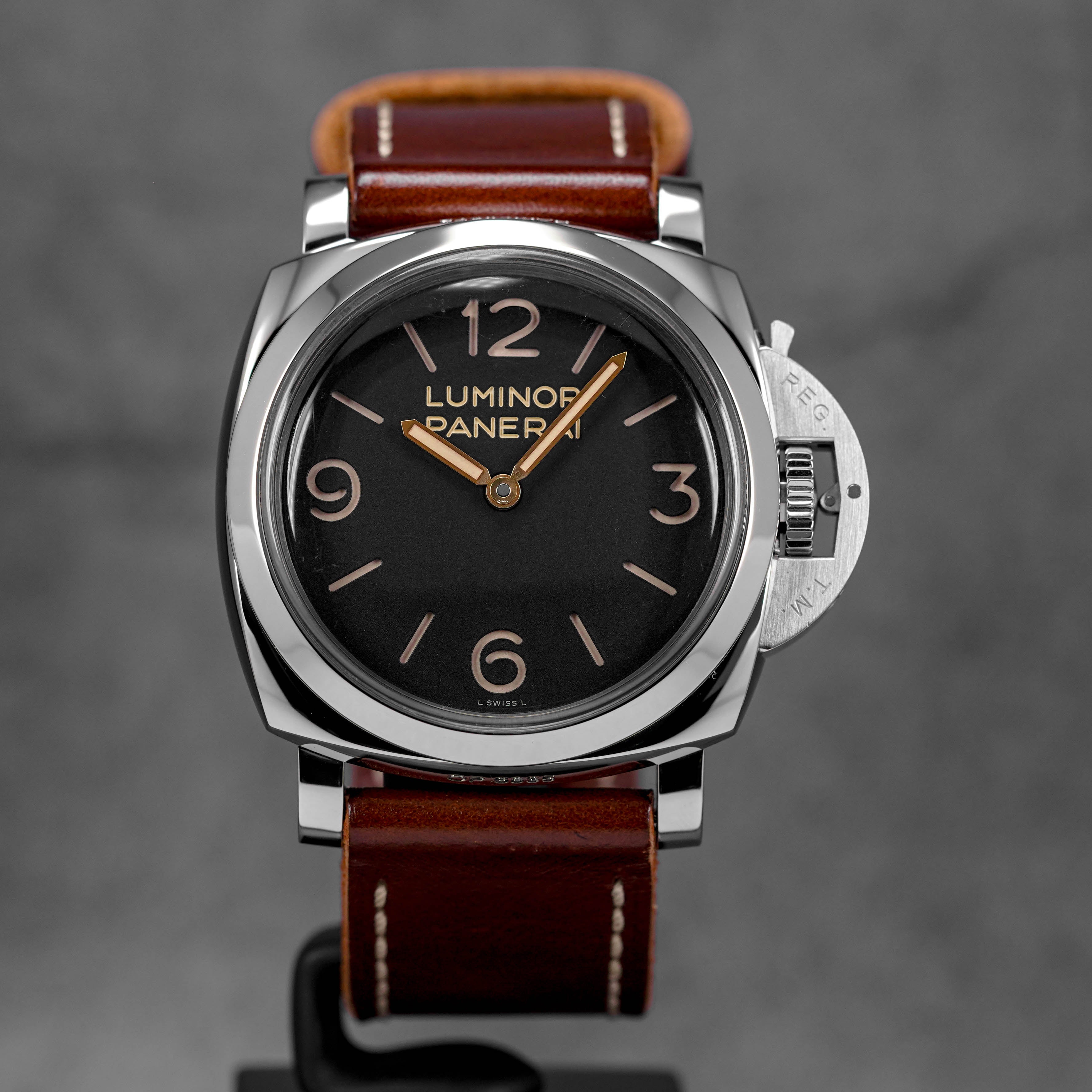 Harga Panerai PAM 372