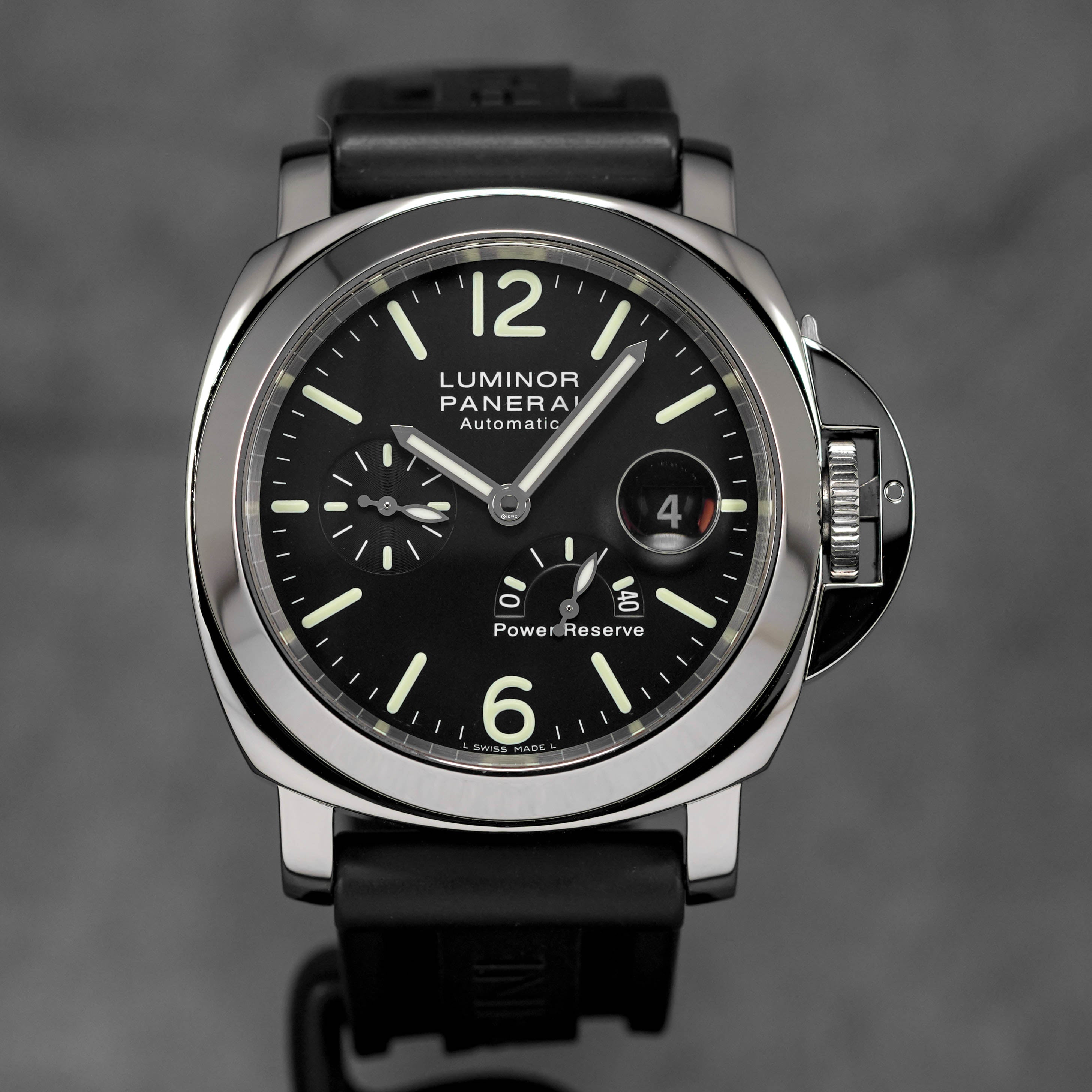 Harga Panerai PAM 90