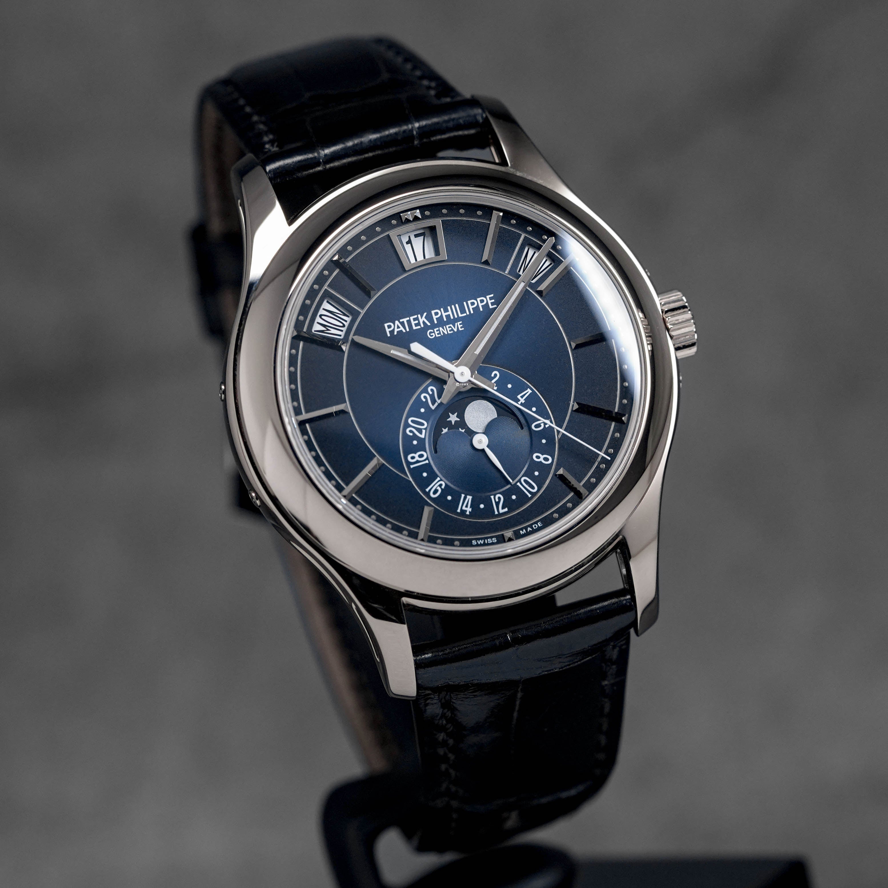 Harga Patek Philippe 5205G